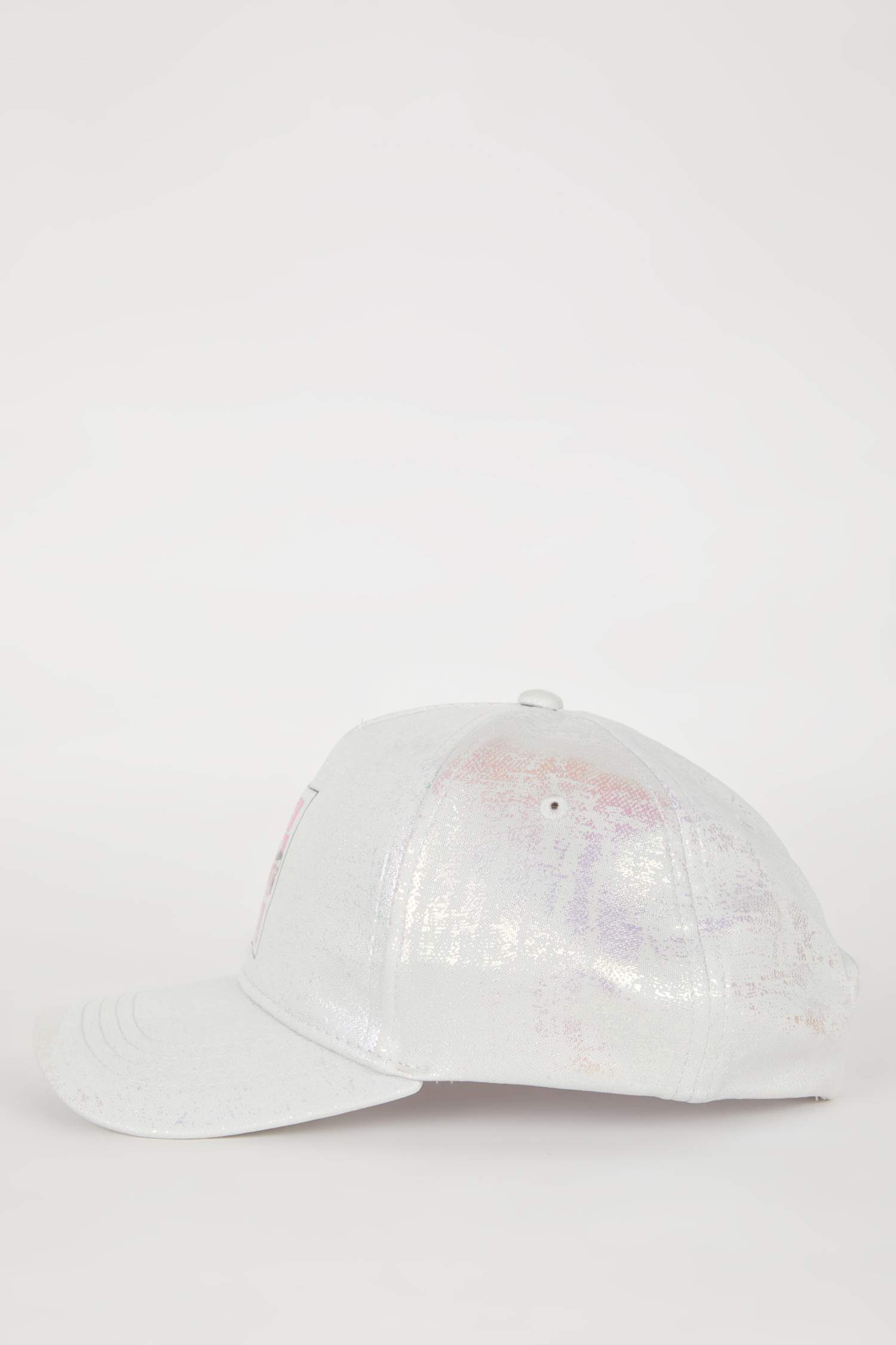 قبعة كاب بناتي من L.O.L