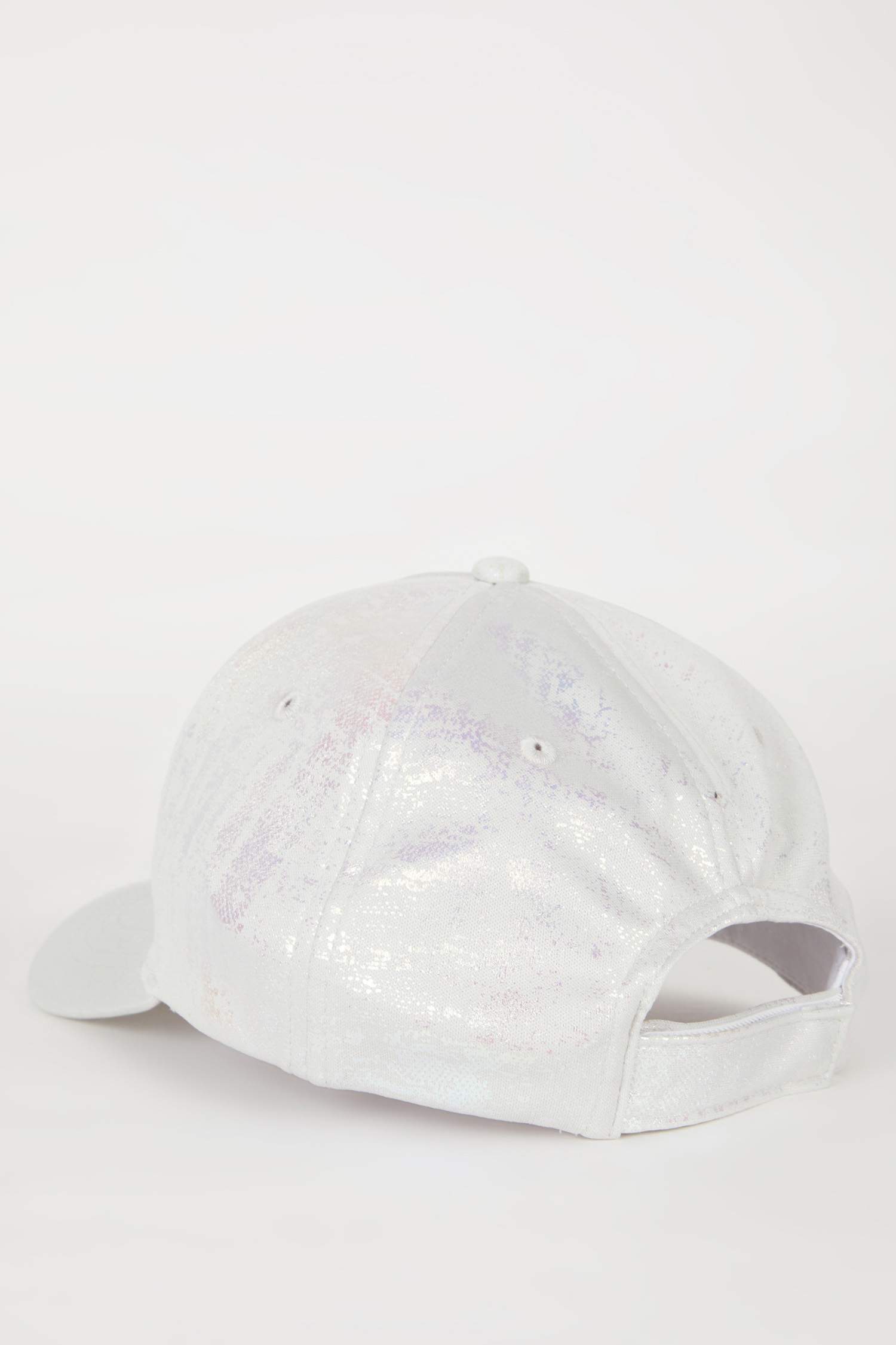 قبعة كاب بناتي من L.O.L