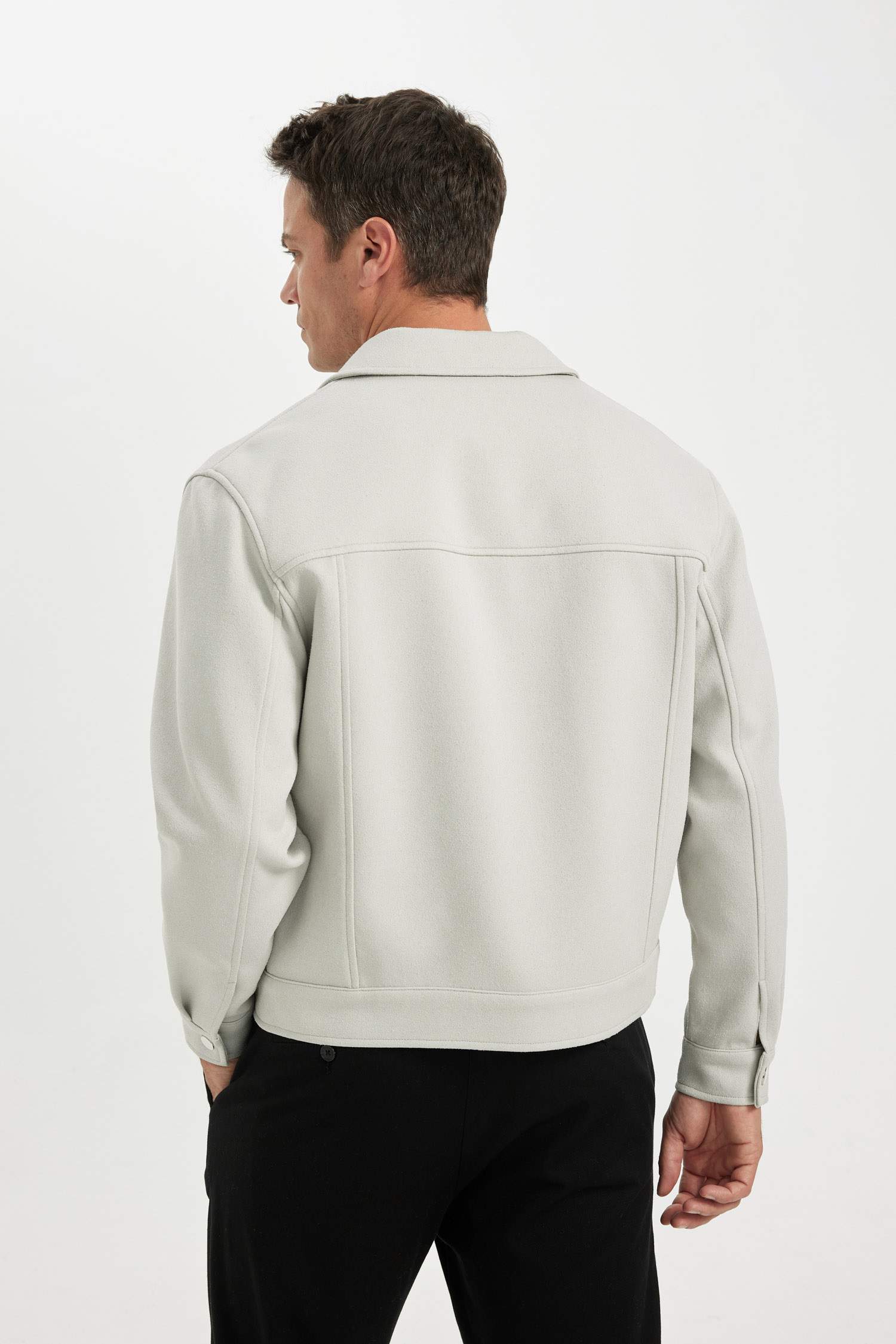 جاكيت مبطن قصة مريحة برقبة بولو