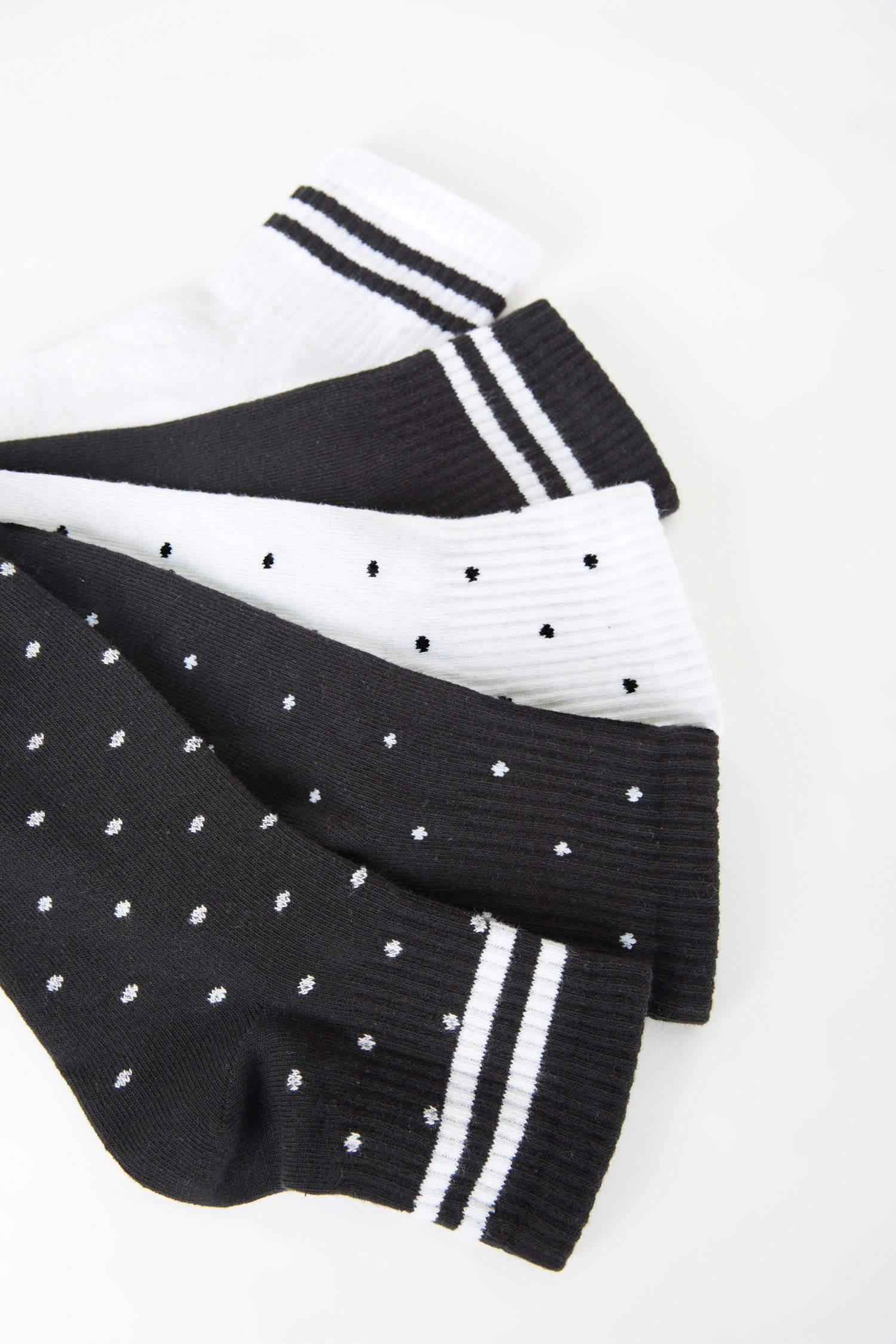 Kadın 5'li Pamuklu Çember Desenli Ve Puantiyeli Soket Çorap