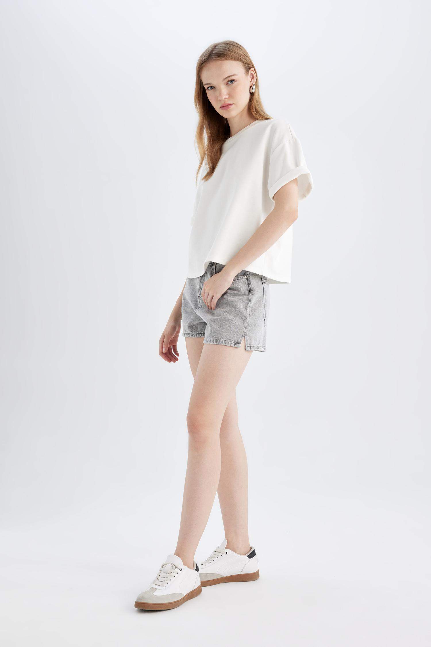 Mom Fit Yüksek Bel Jean Şort