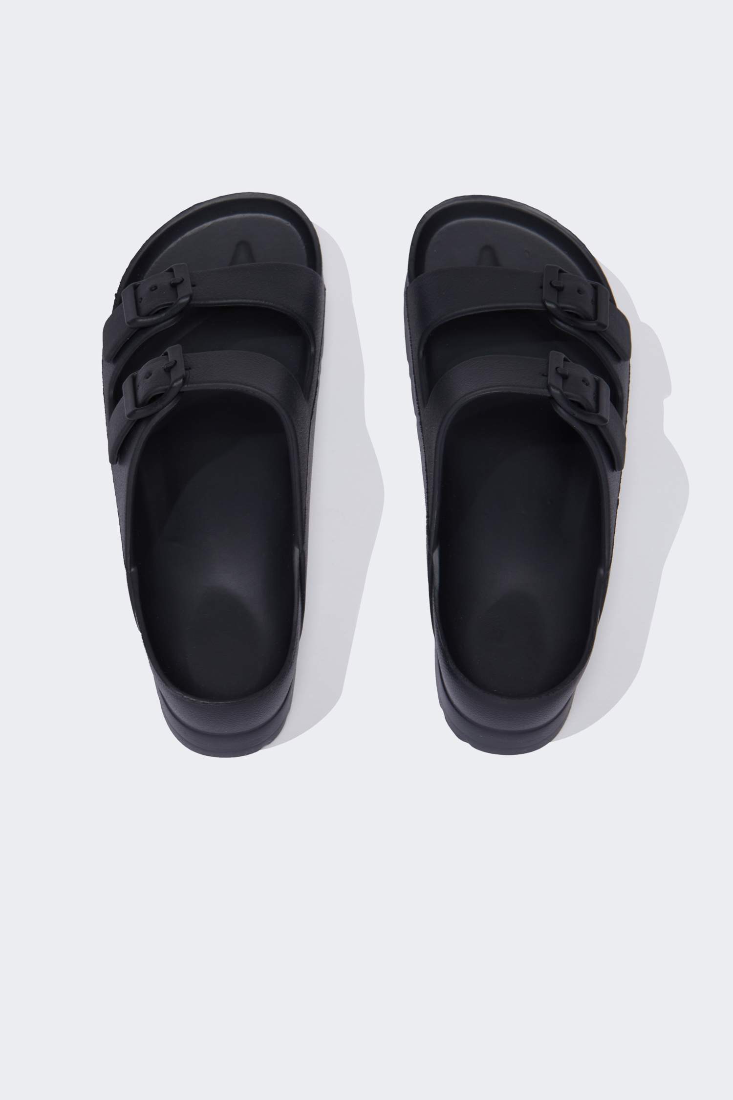 شبشب نسائي بكعب عالي بشريط مزدوج