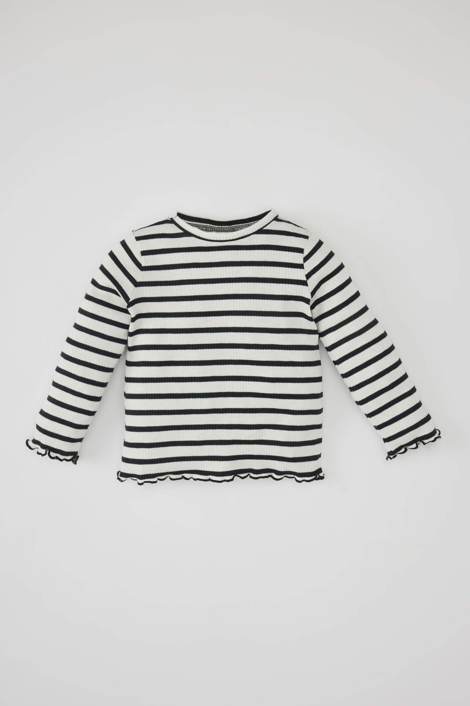 تيشيرت مخطط بناتي كم طويل قصة عادية