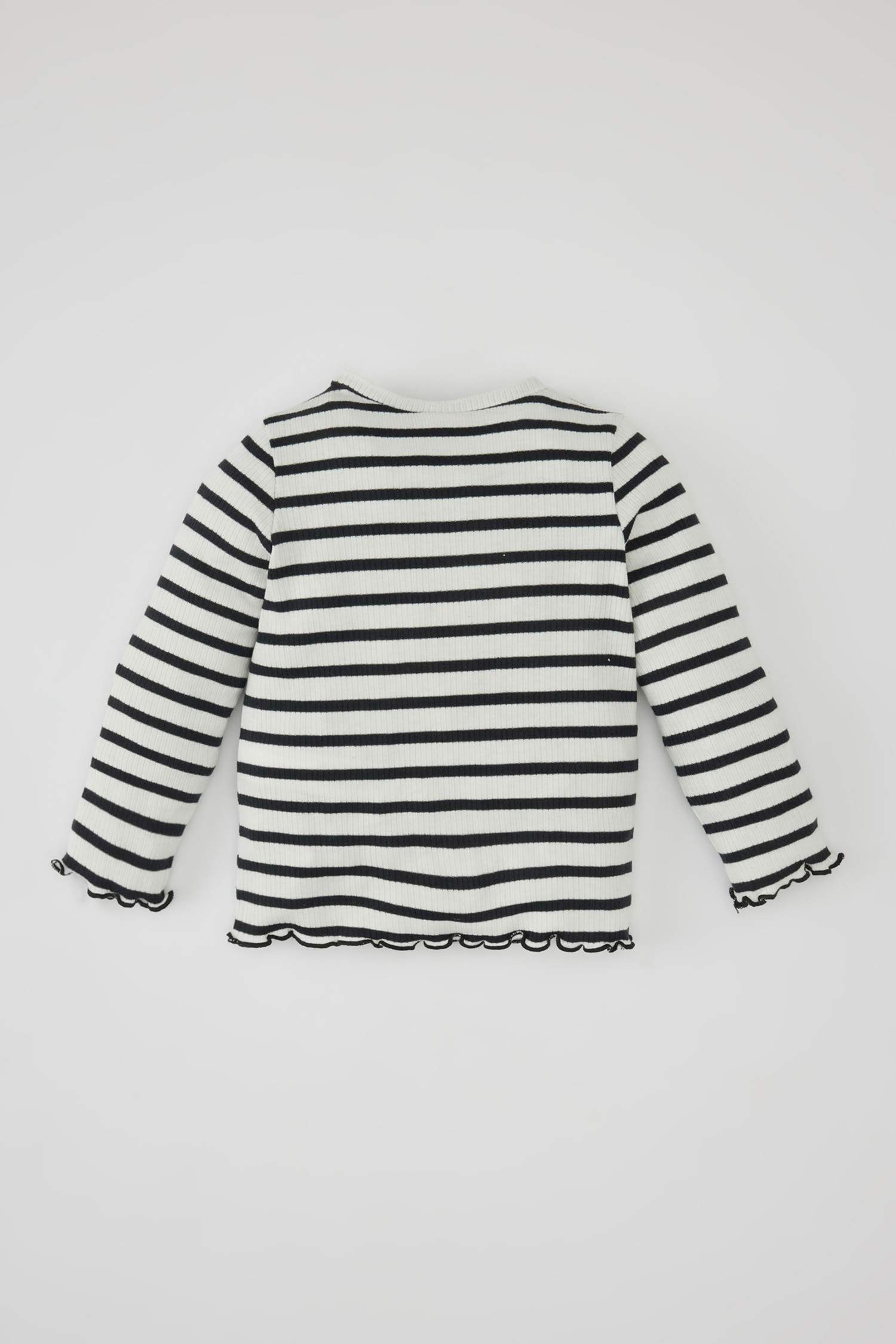 تيشيرت مخطط بناتي كم طويل قصة عادية