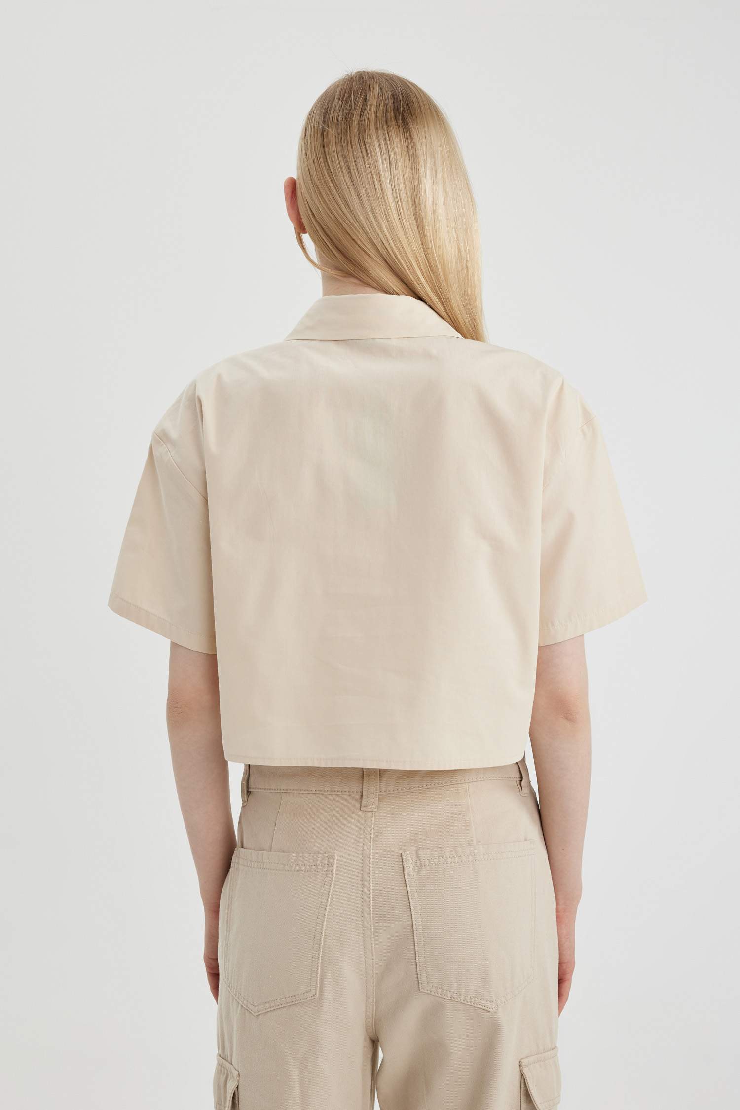 Oversize Fit Short Sleeve Crop Shirt