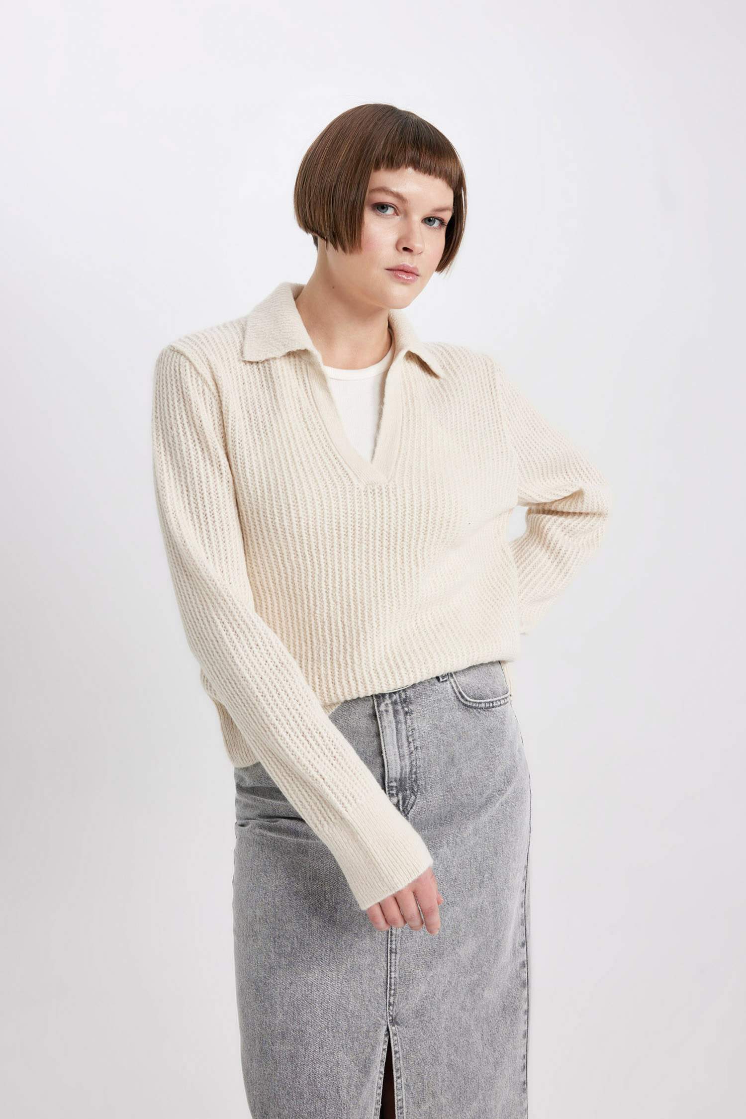 Relax Fit Polo Neck Lace Pullover