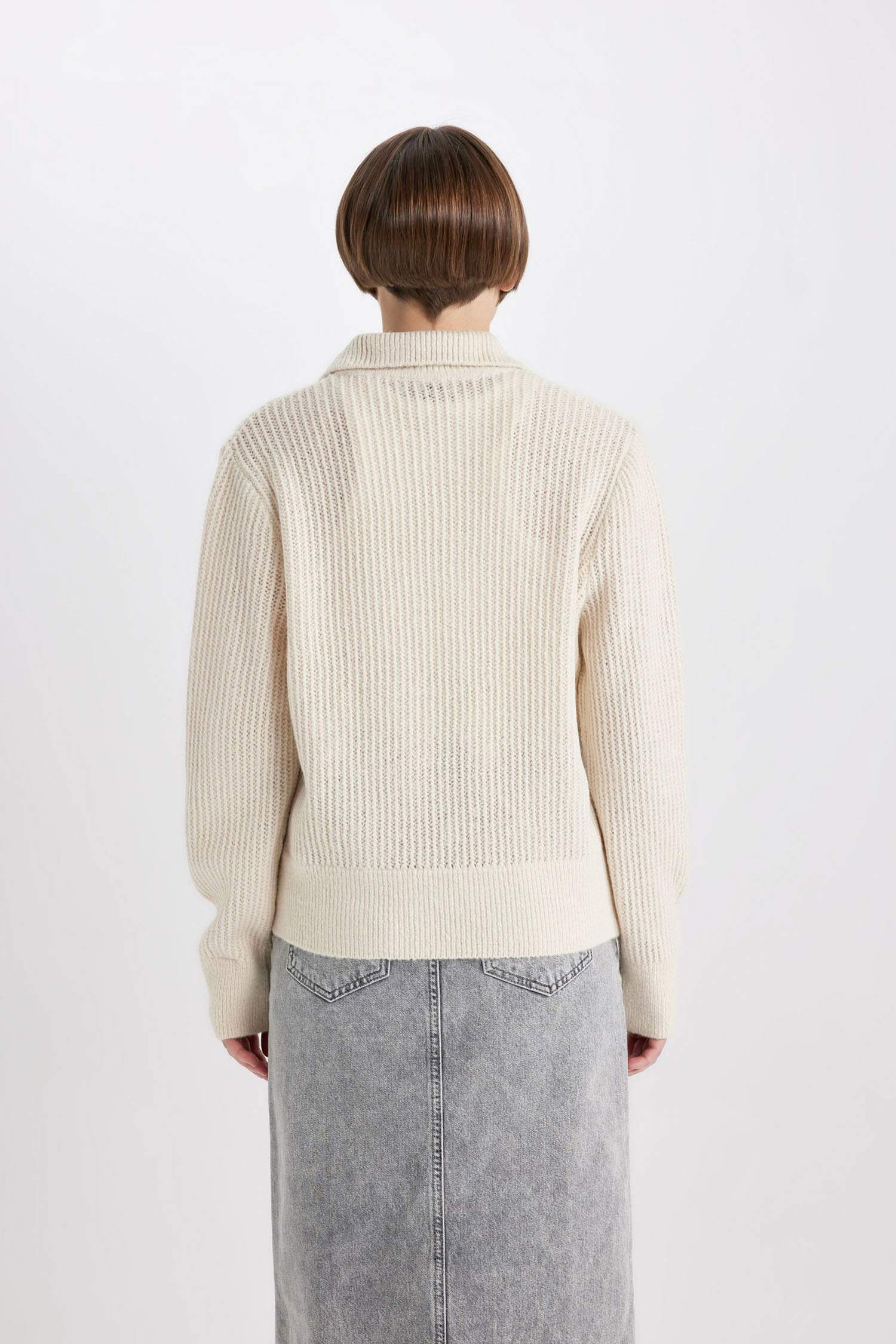 Relax Fit Polo Neck Lace Pullover