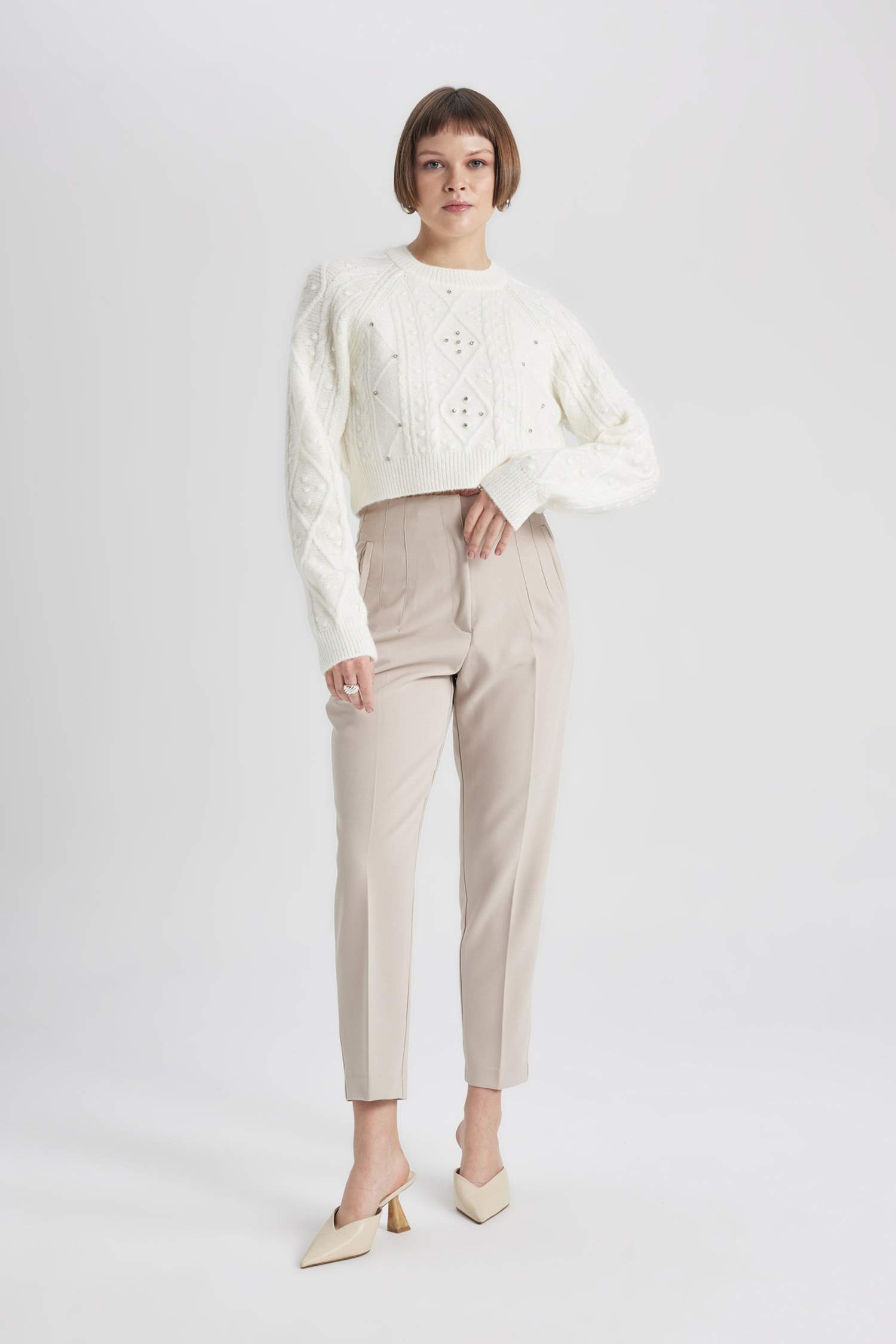 Crop Bisiklet Yaka Taşlı Triko Kazak