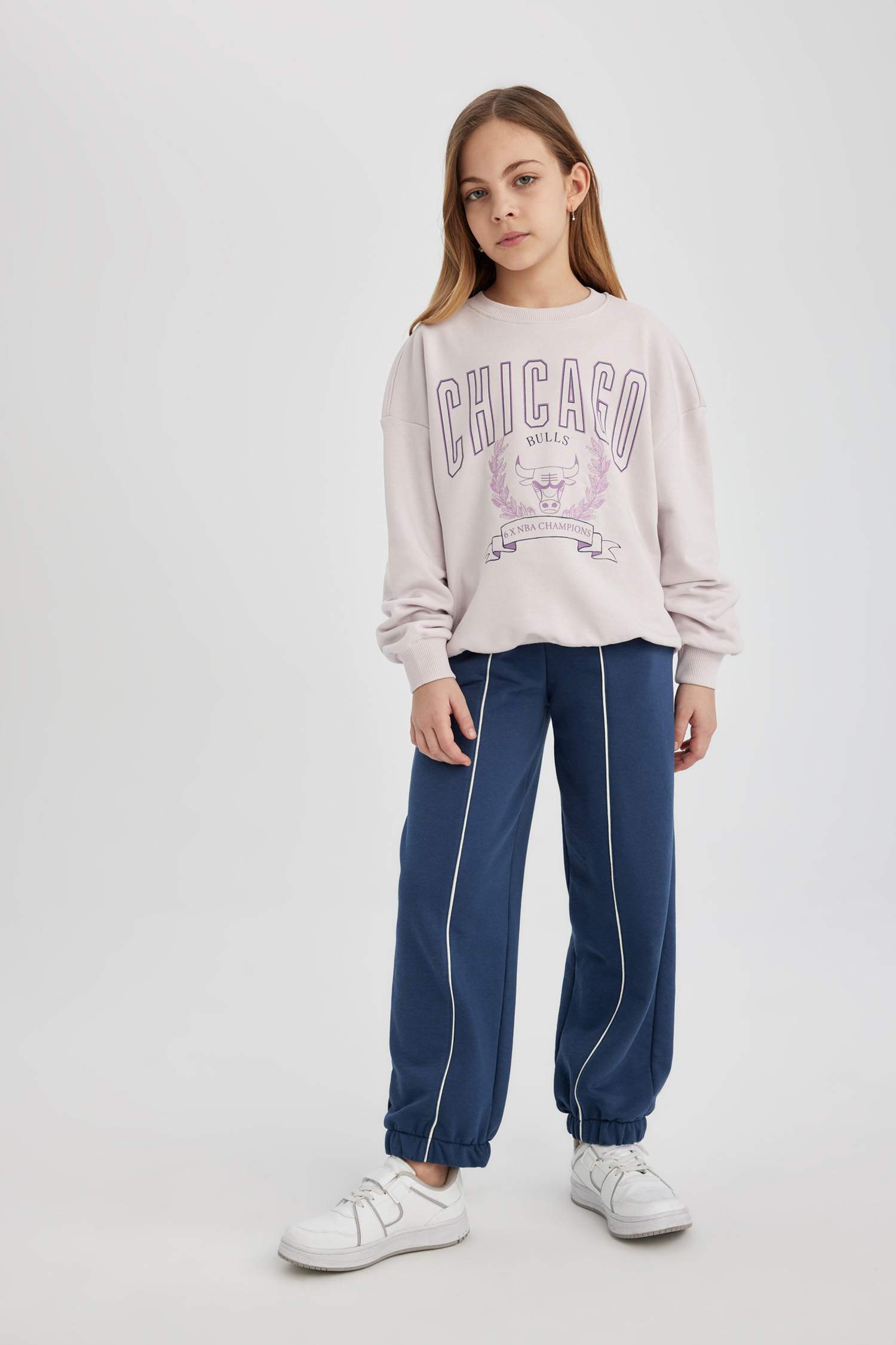 Kız Çocuk NBA Chicago Bulls Oversize Geniş Kalıp Bisiklet Yaka Sweatshirt