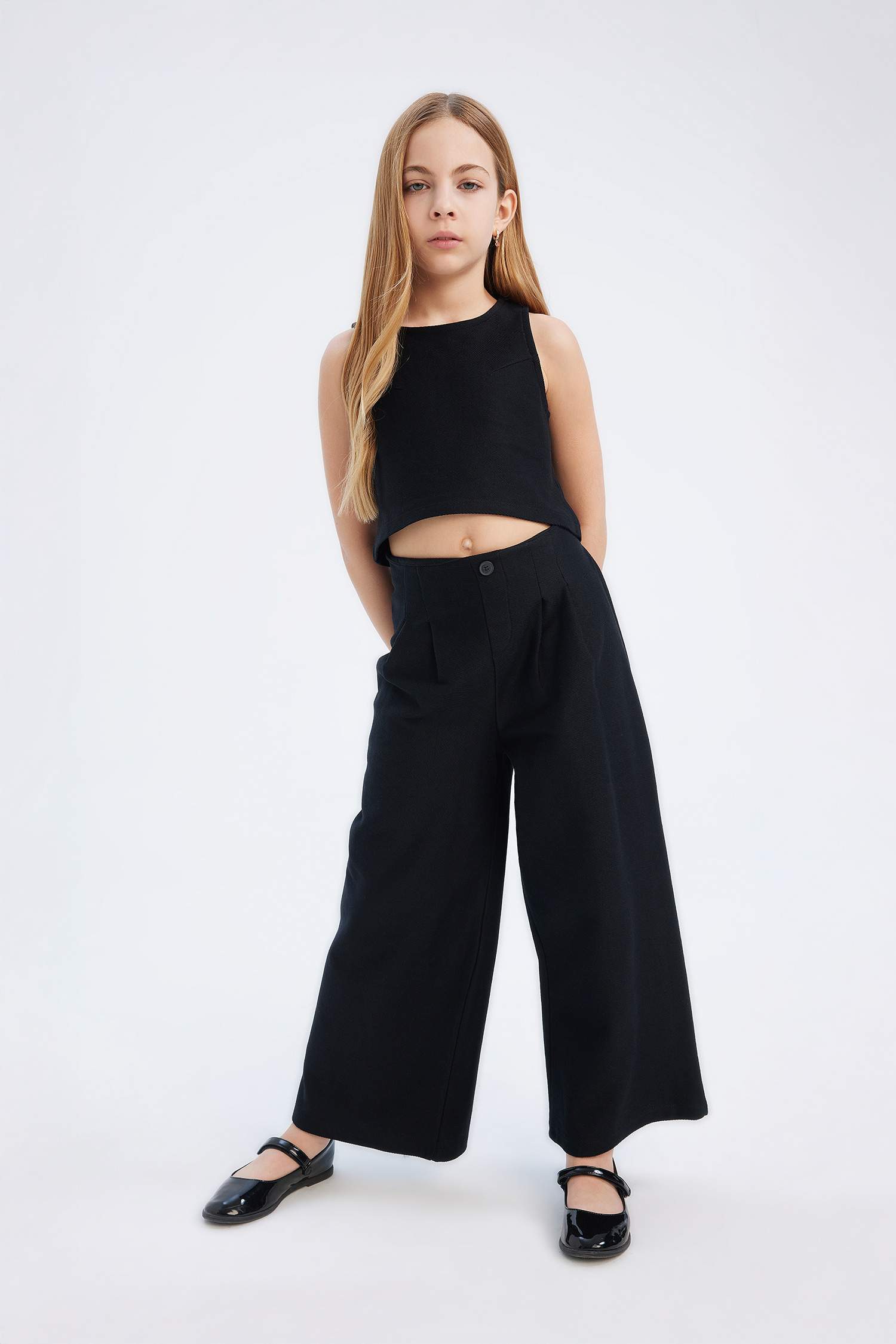 Kız Çocuk 2'li Takım Basic Düz Kolsuz Tişört Pantolon