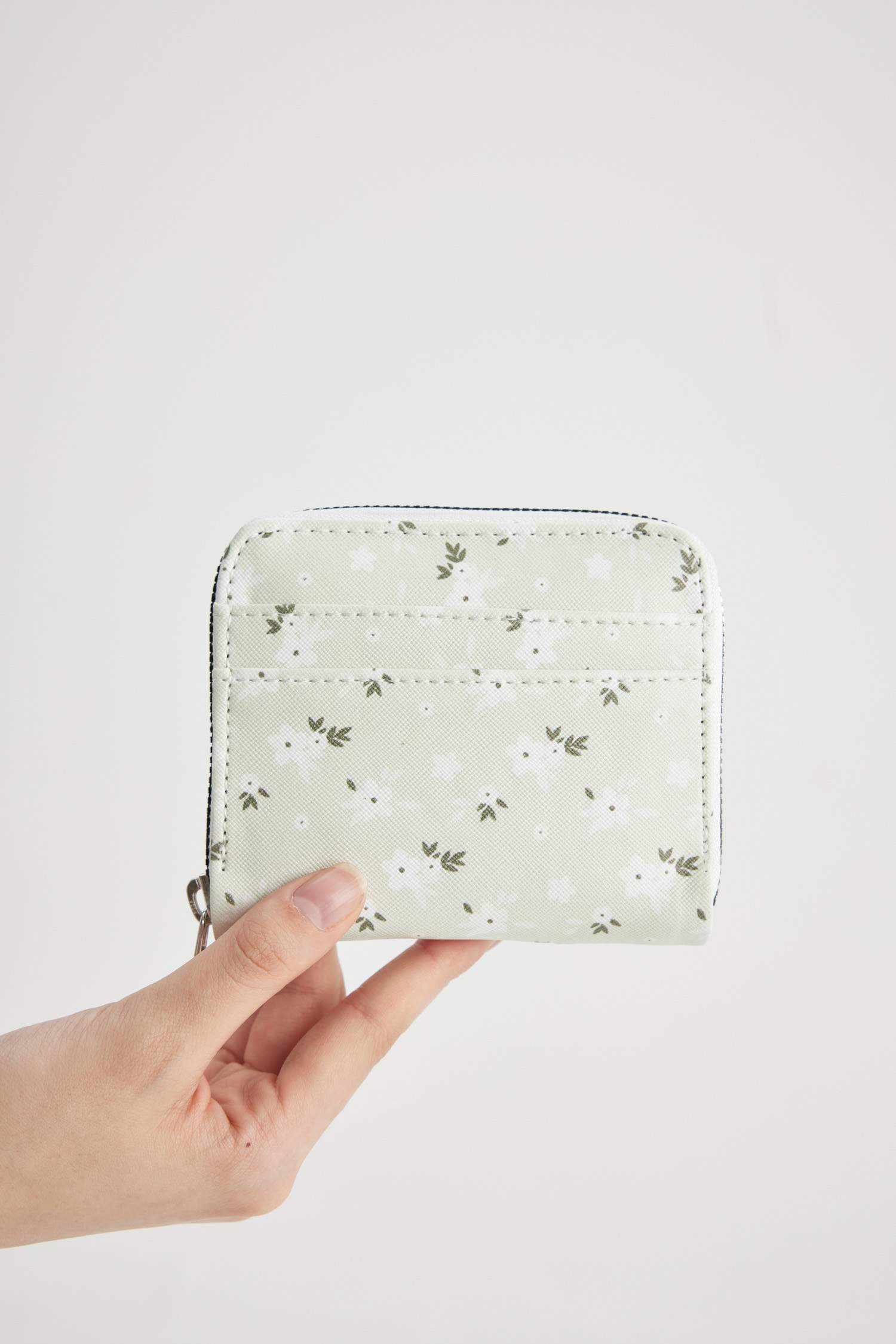 Woman Wallets