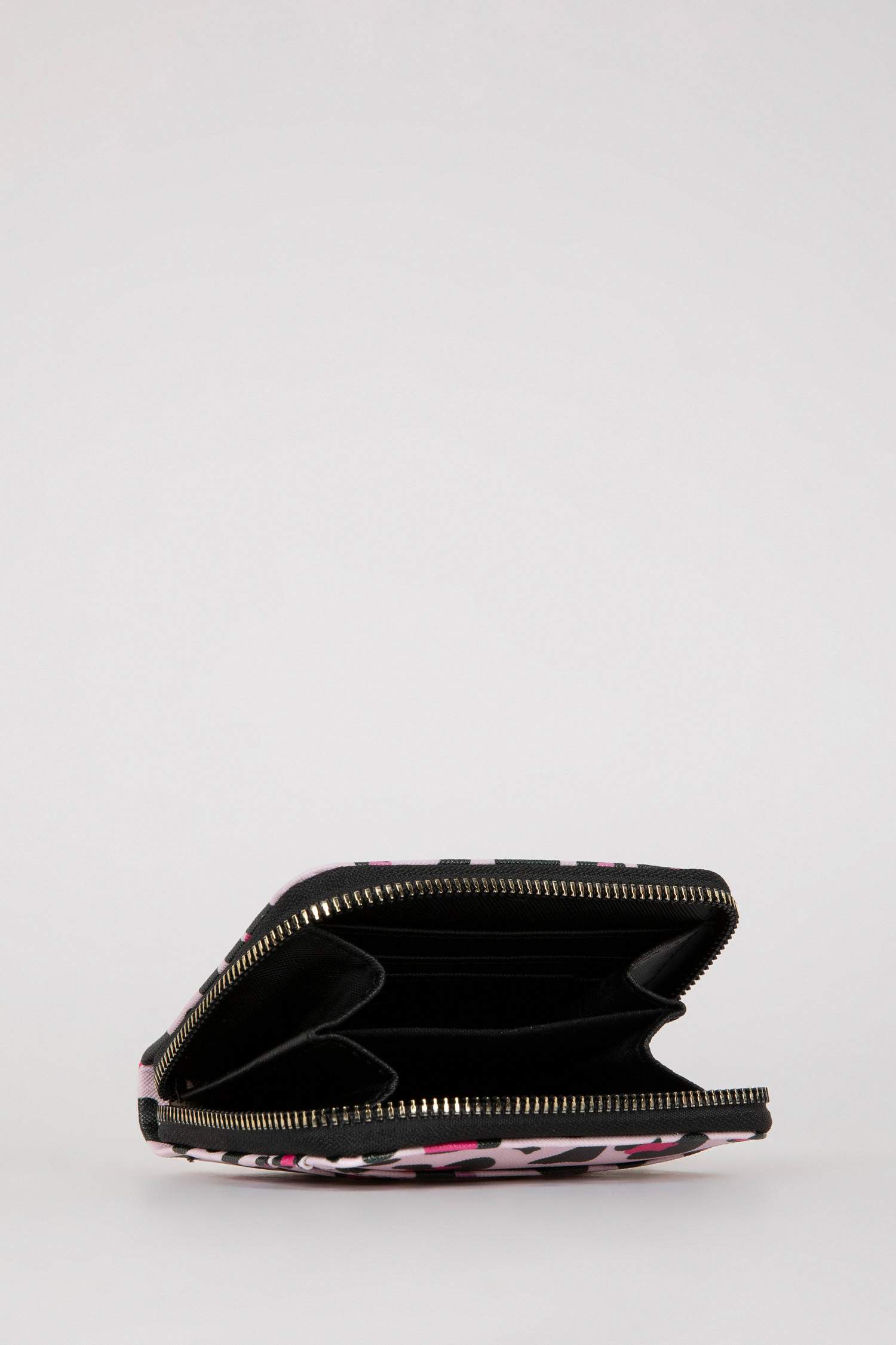 Woman Faux Leather Wallets