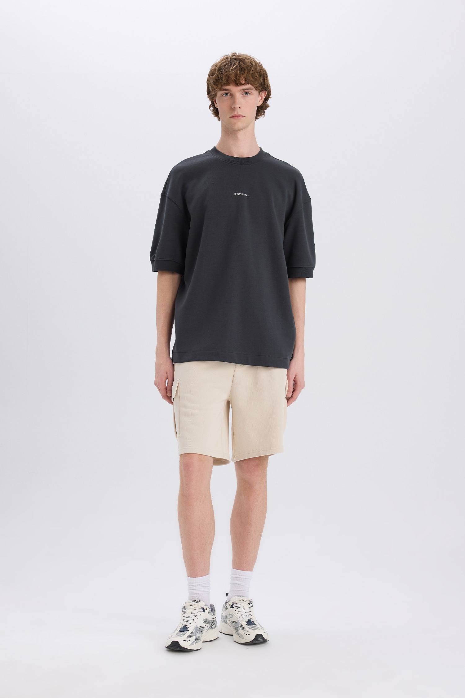 Футболка с круглым вырезом с принтом