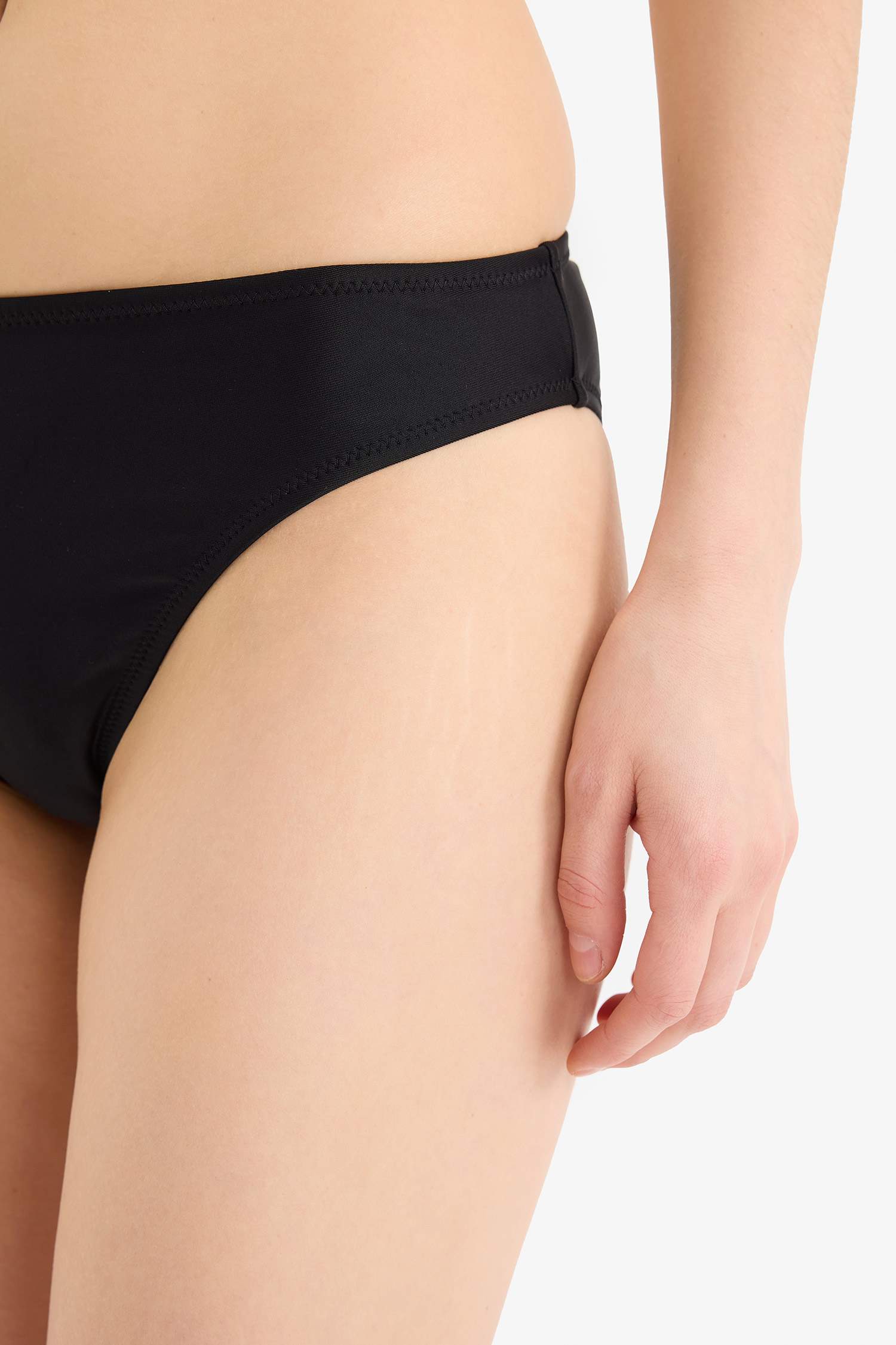 Fall in Love қалыпты пішім Бикини асты