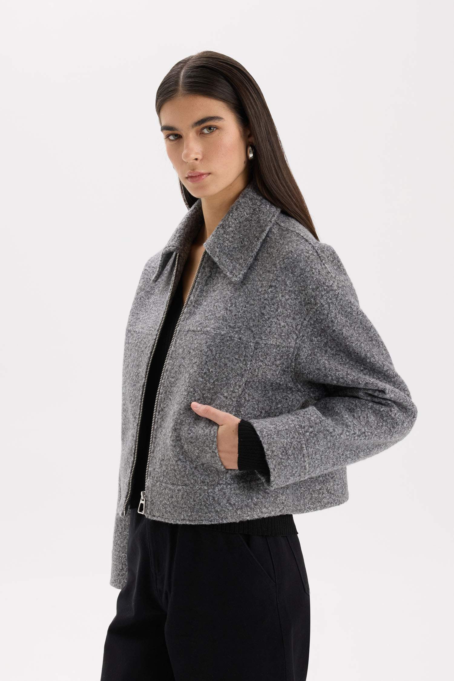 جاكيت جوخ قصير قصة عادية بياخة بولو مقاوم للماء