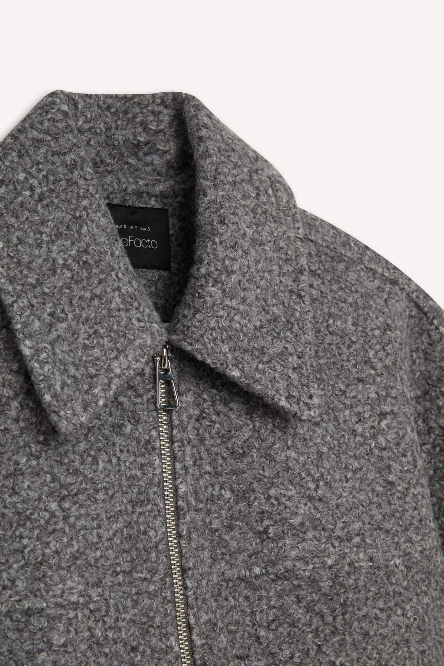 جاكيت جوخ قصير قصة عادية بياخة بولو مقاوم للماء