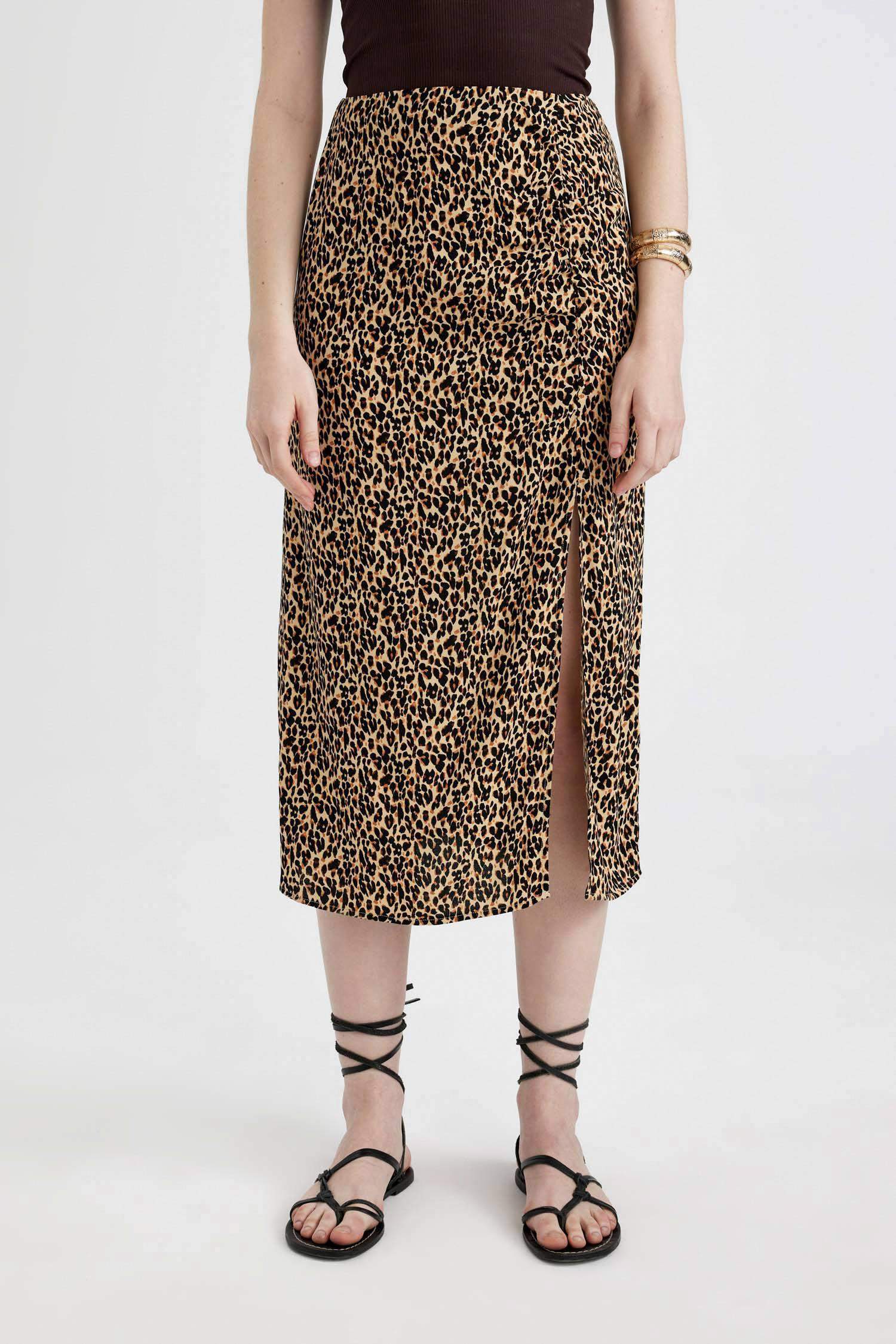 A Form Leopar Desenli Yırtmaçlı Maroken Midi Etek