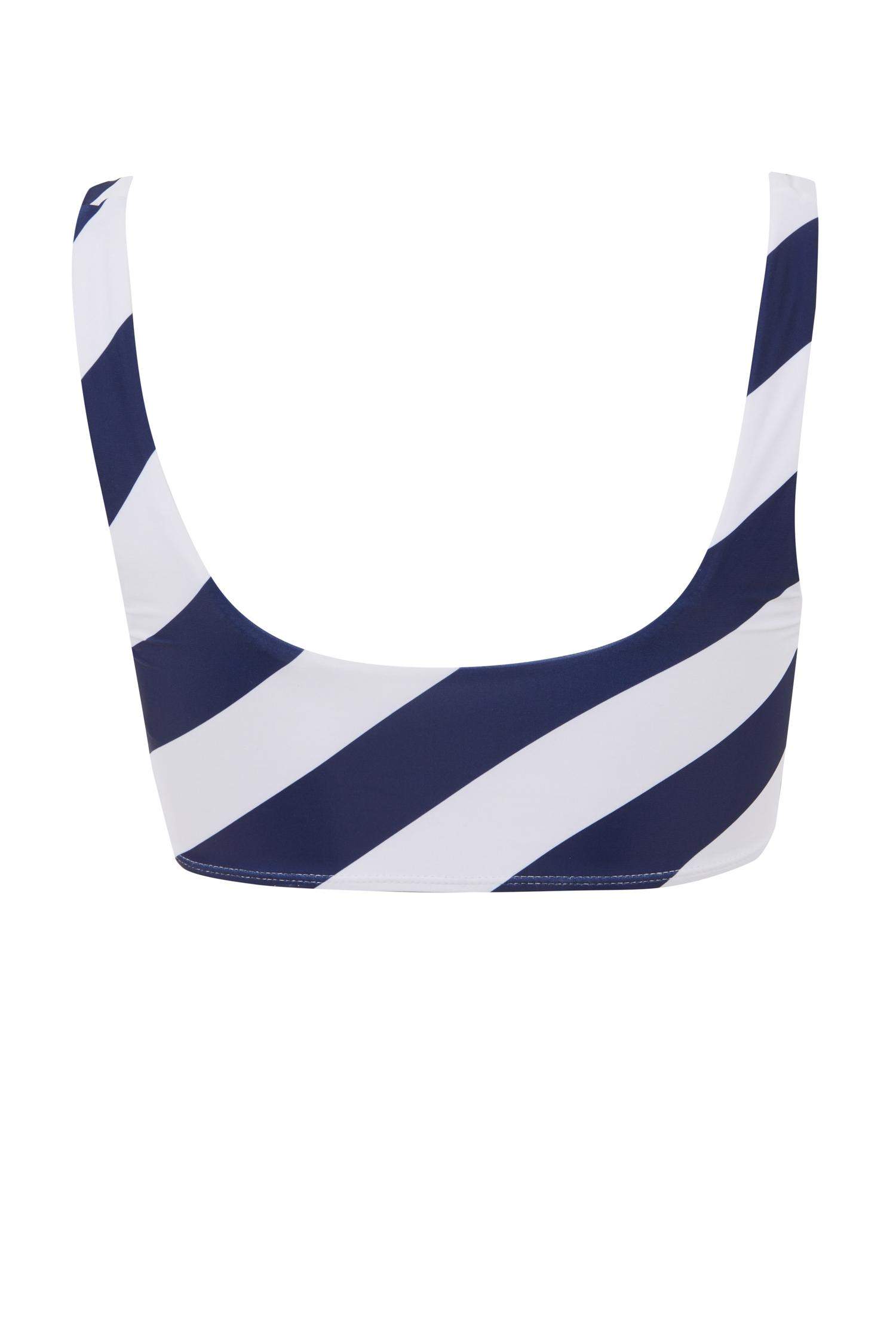 Верх бикини в полоску, Fall in Love