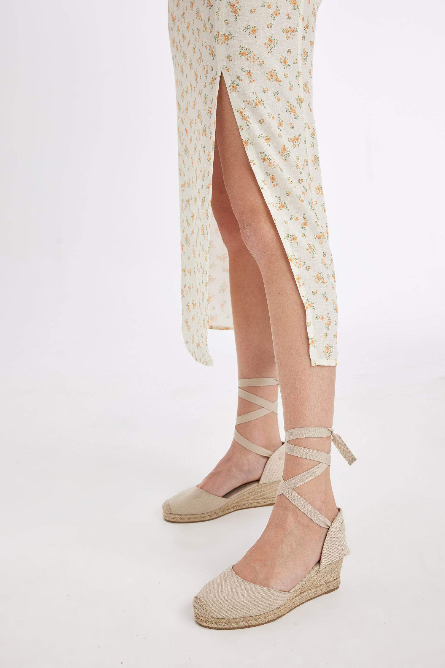 Sweetheart Neckline Floral Leather Strap Midi Dress