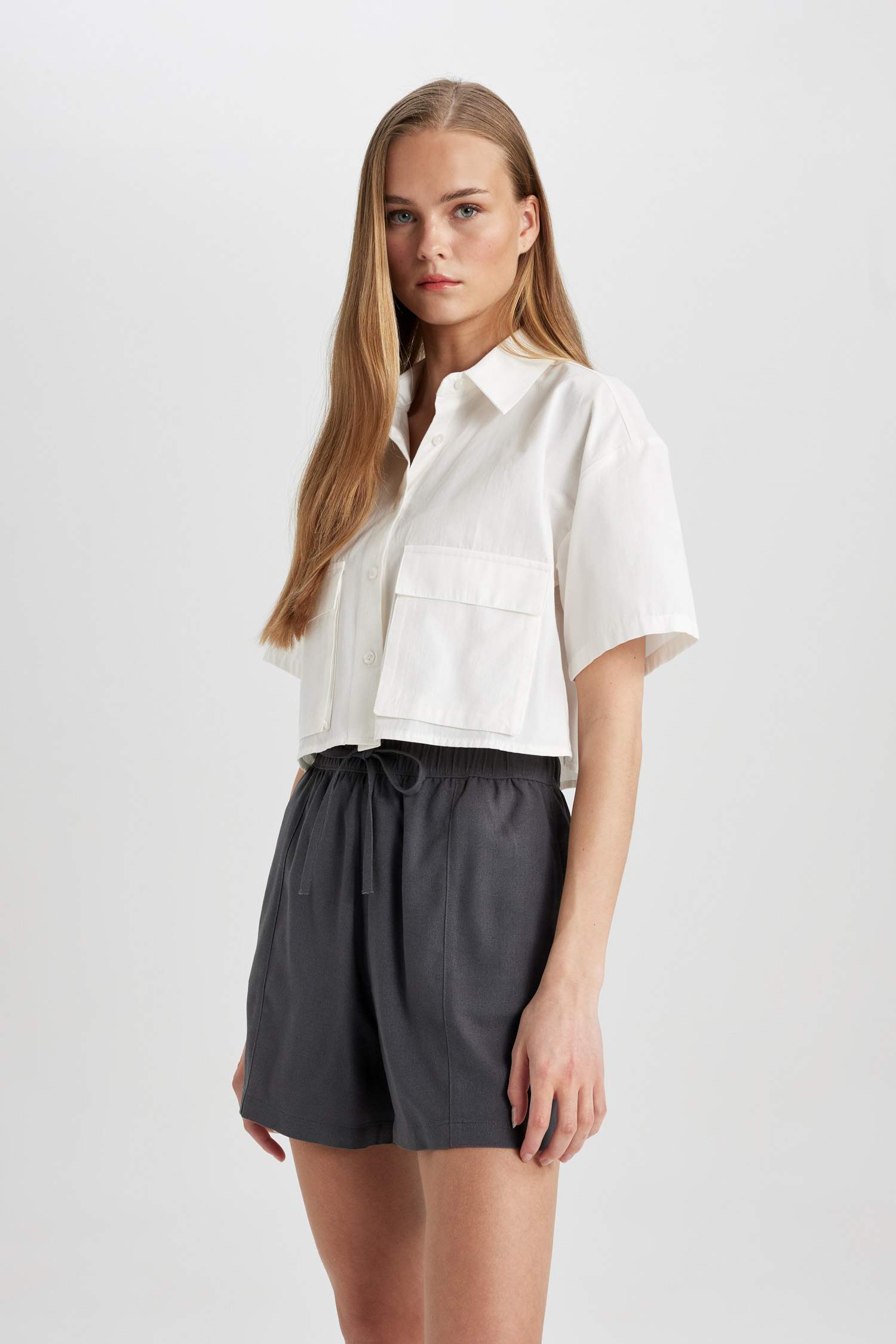 Regular Fit High Waist Linen Blend Shorts