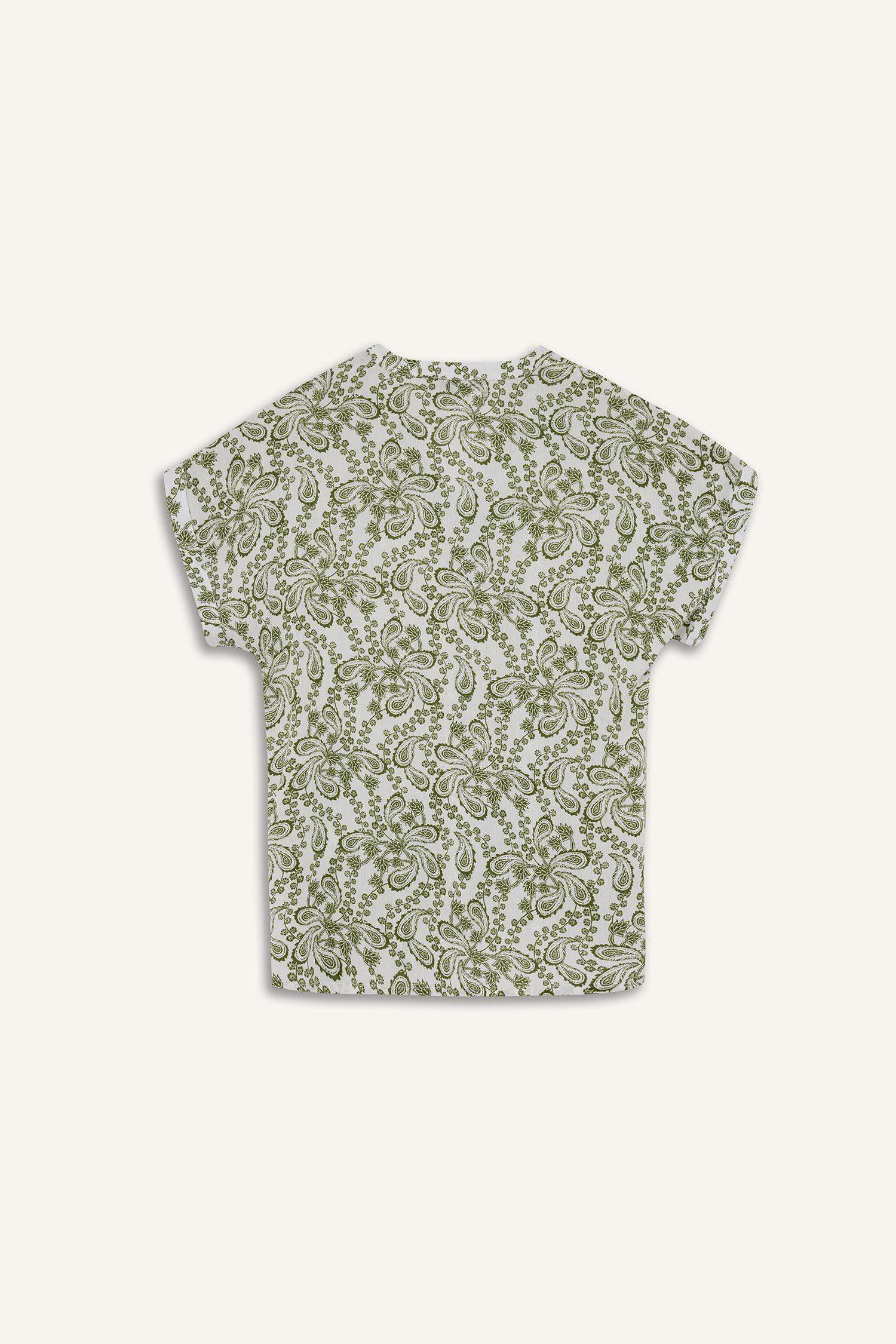 қалыпты пішім басып шығарылған с мойын Қысқа жеңді Блуза