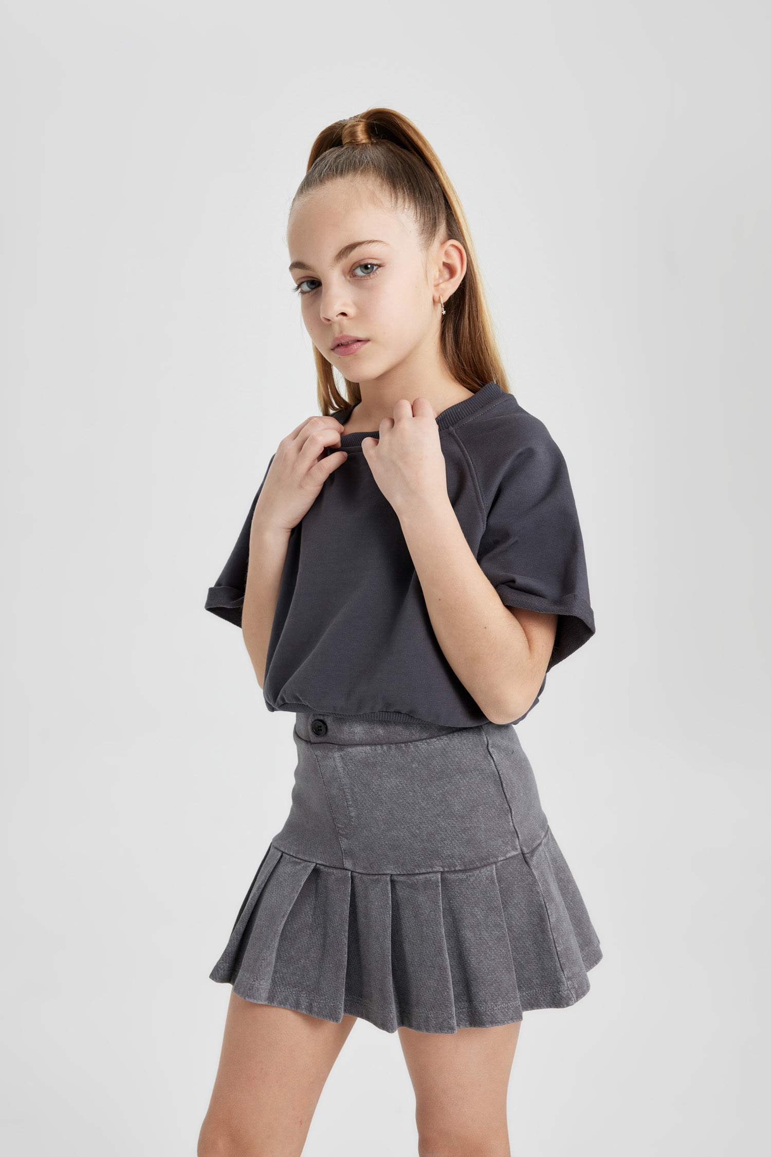 تيشيرت نص ردن بناتي قماش رقيق