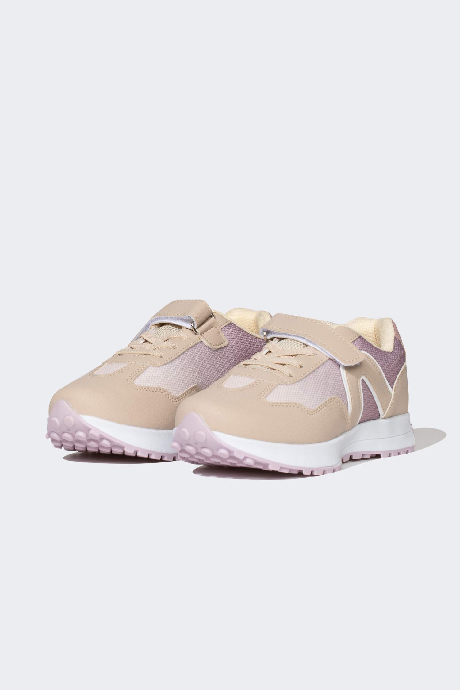 Girl Faux Leather Thick Sole Sneaker