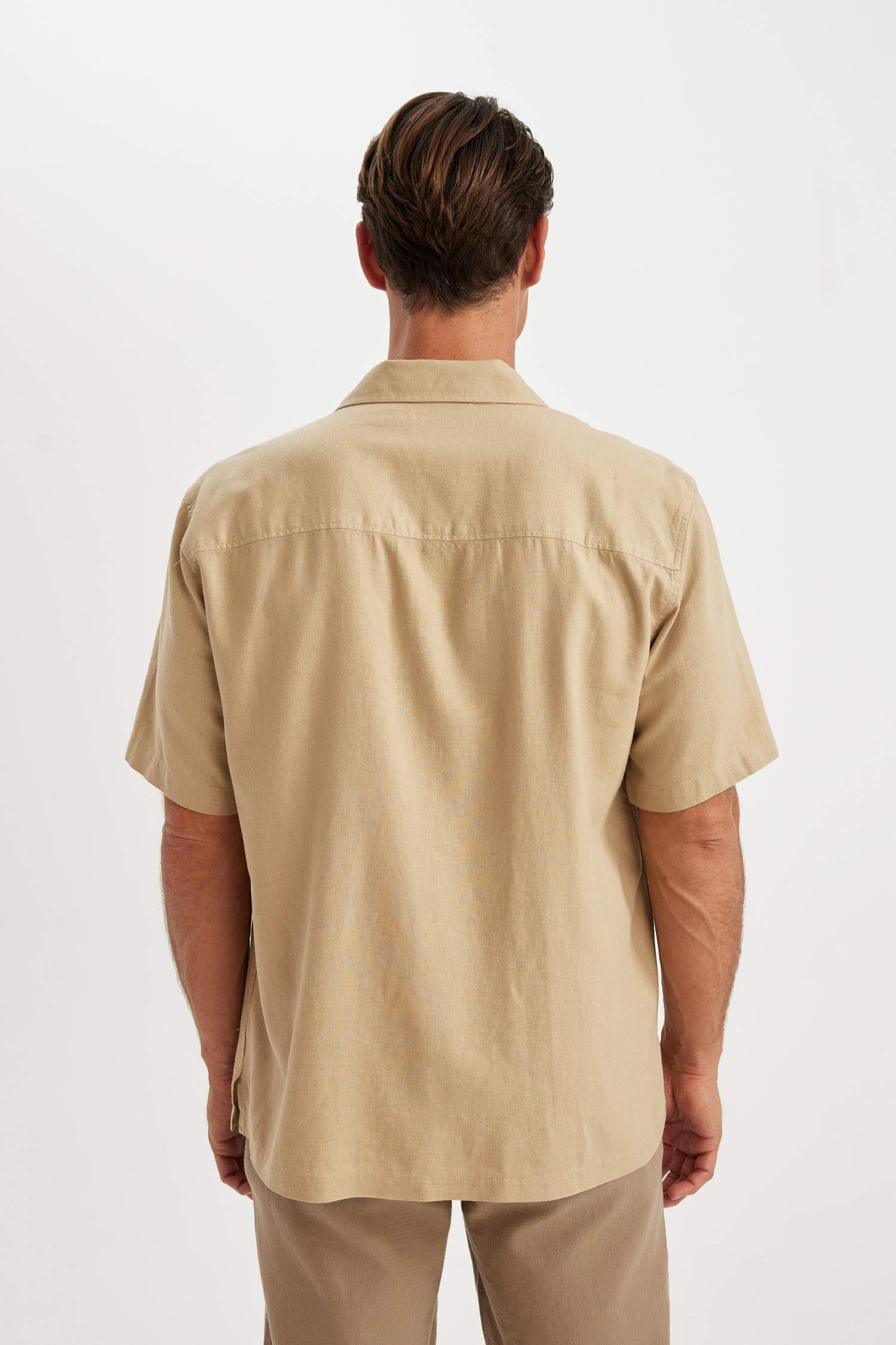 قميص بولو نص ردن قصة مريحة