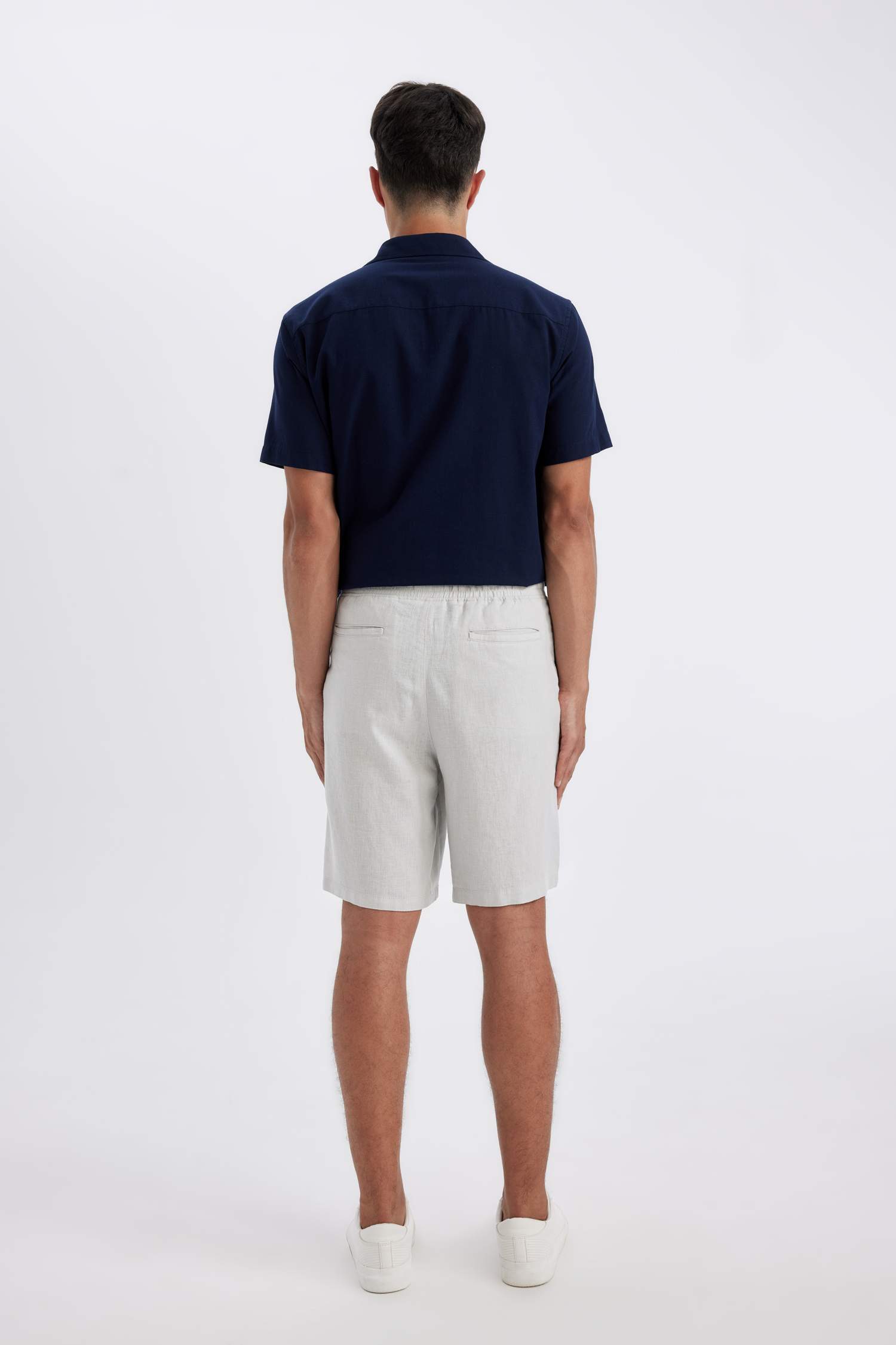 Relax Fit Keten Karışımlı Yazlık Bermuda Şort