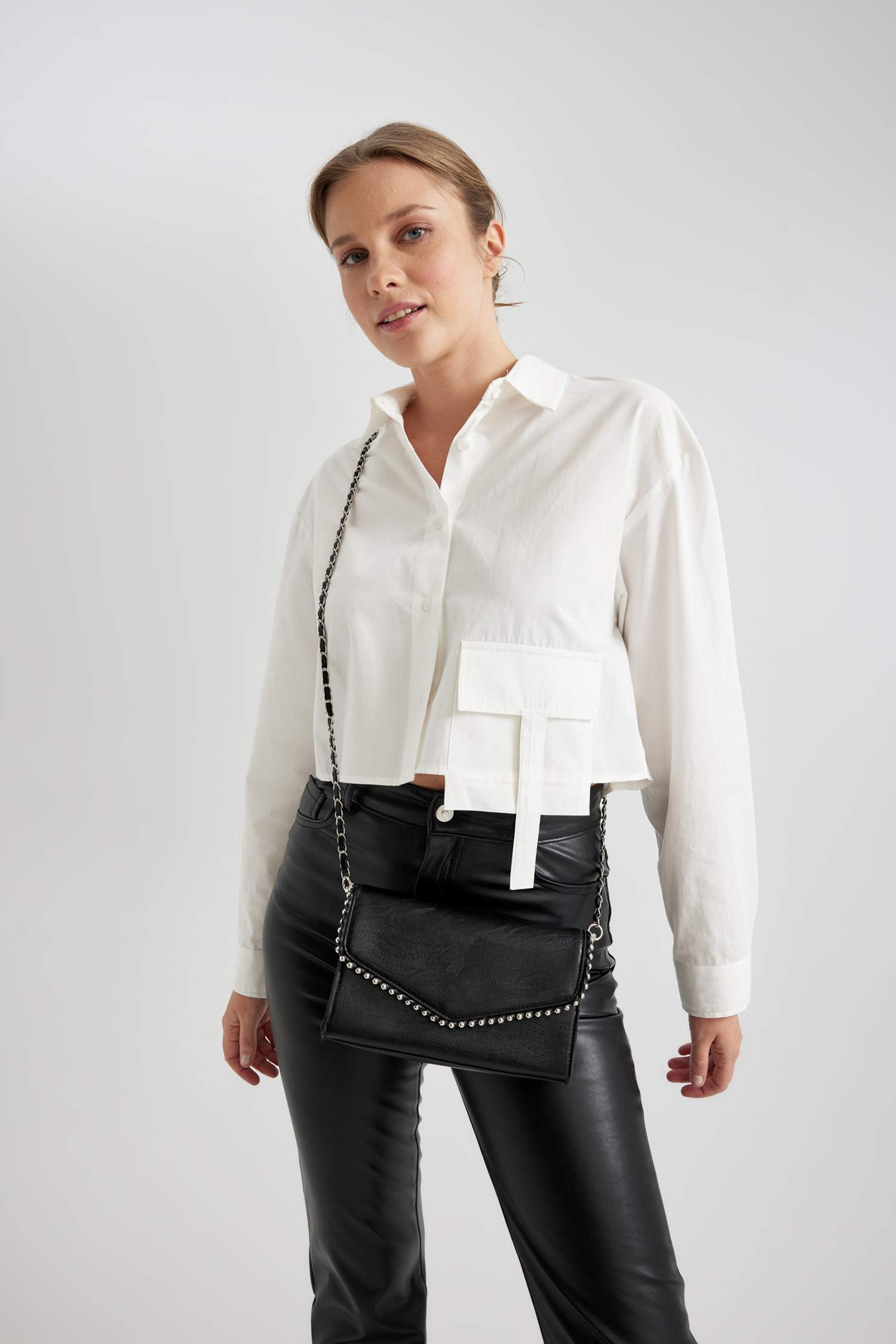 Woman Faux Leather Shoulder Bag