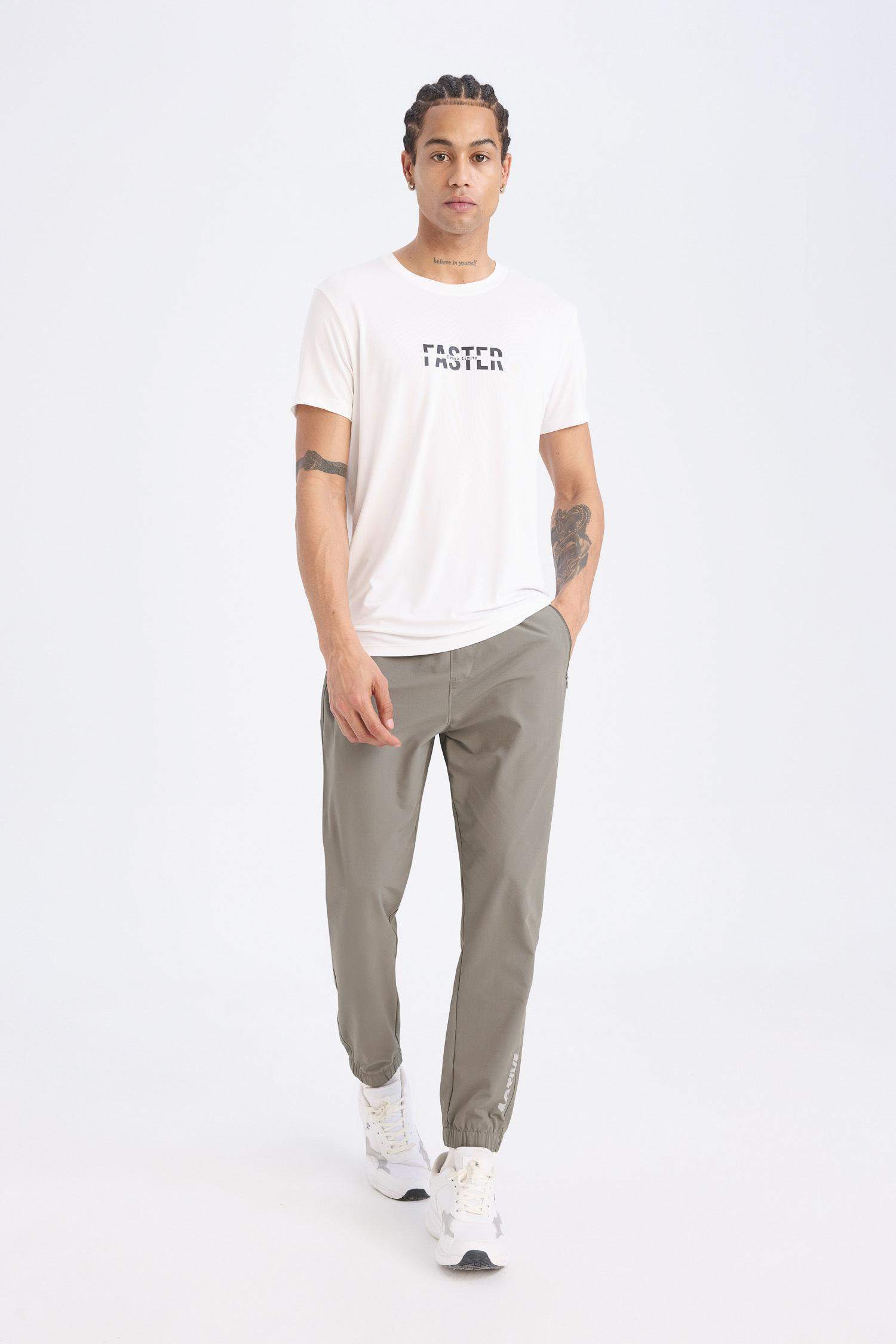 بنطلون سويت بانتس جوجر منسوج سليم فيت من DeFactoFit