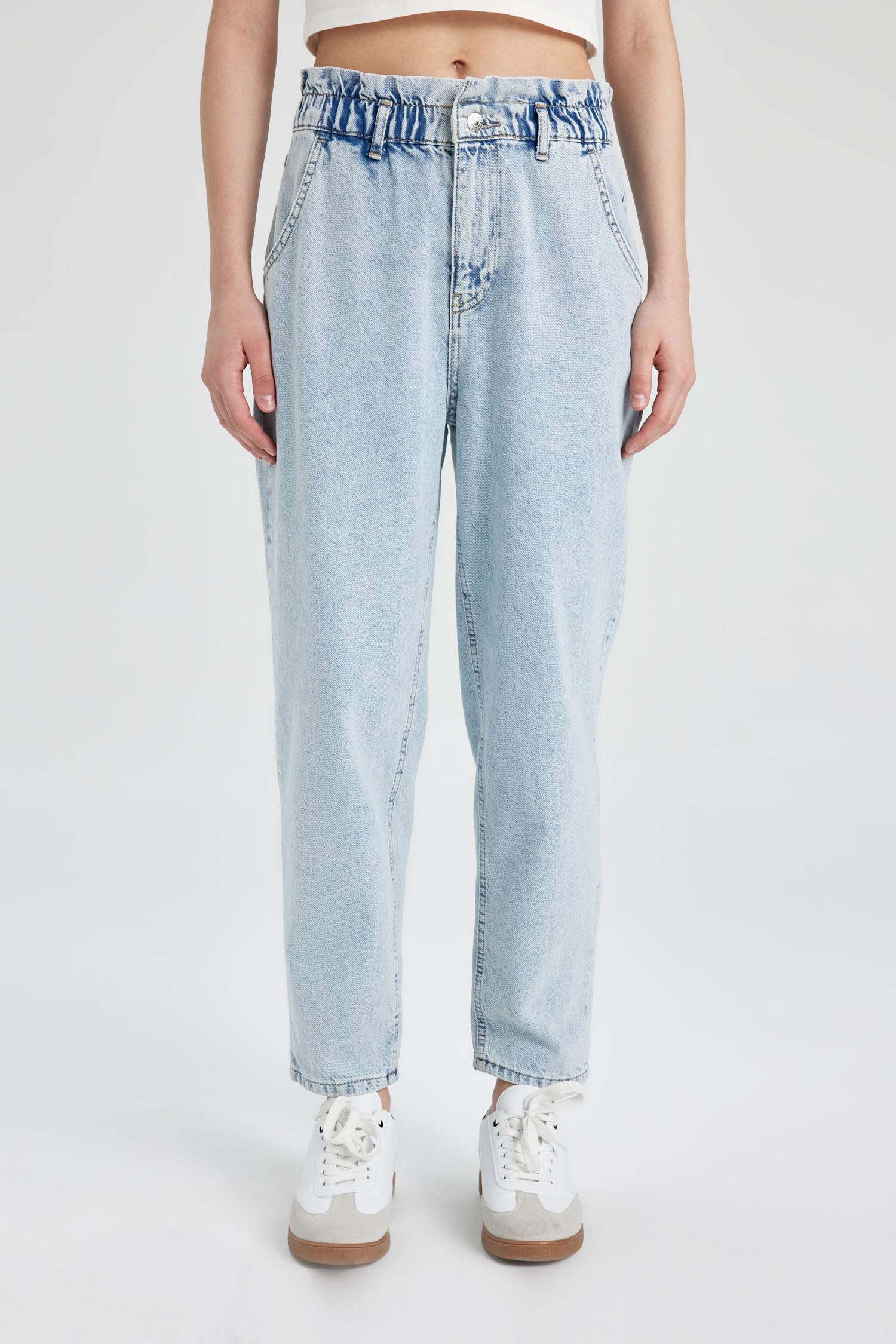 Paperbag High Waist Ankle Length Jeans