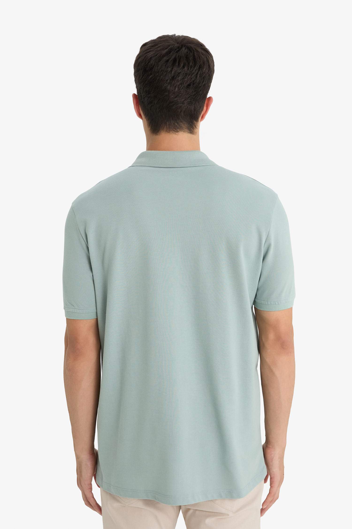 تيشيرت بولو سادة نص ردن بيكيه قصة عادية