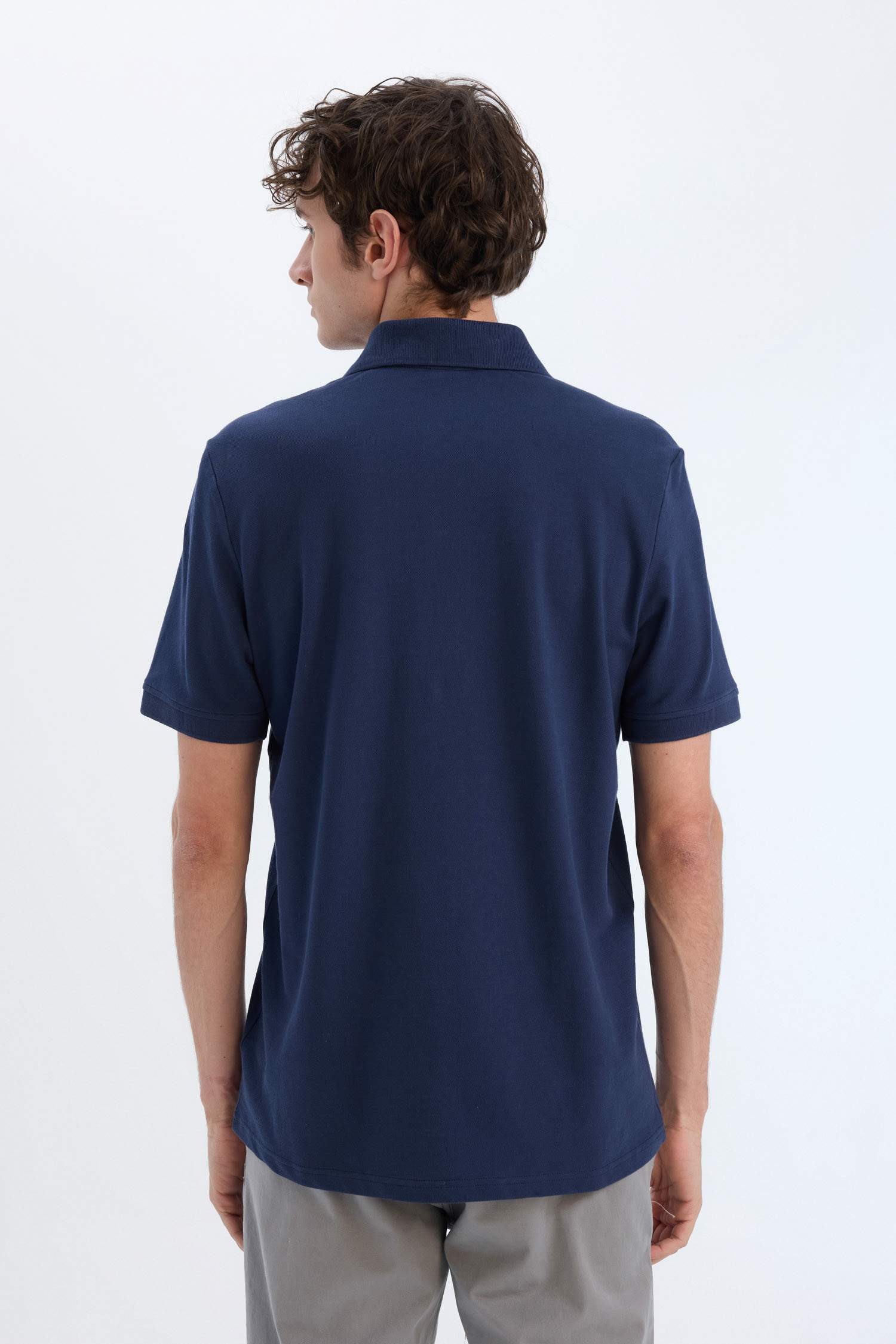 %100 Pamuk Regular Fit Polo Yaka Kısa Kollu Basic Düz Pike Kumaş Tişört