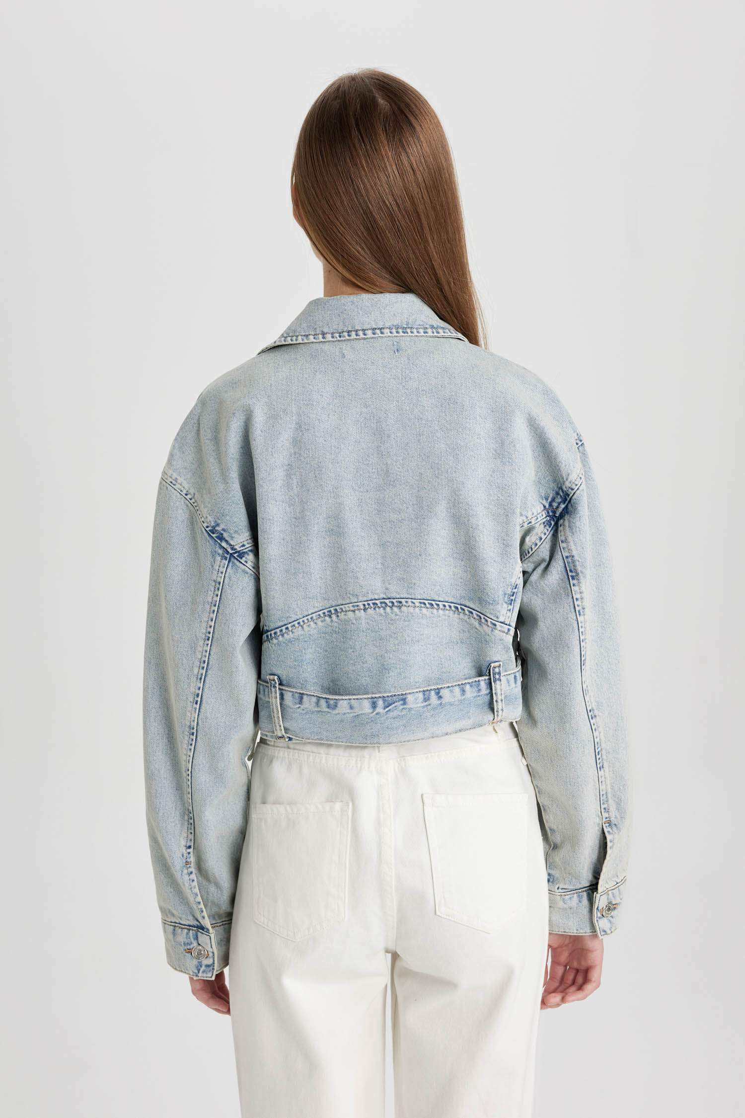 جاكيت جينز بايكر