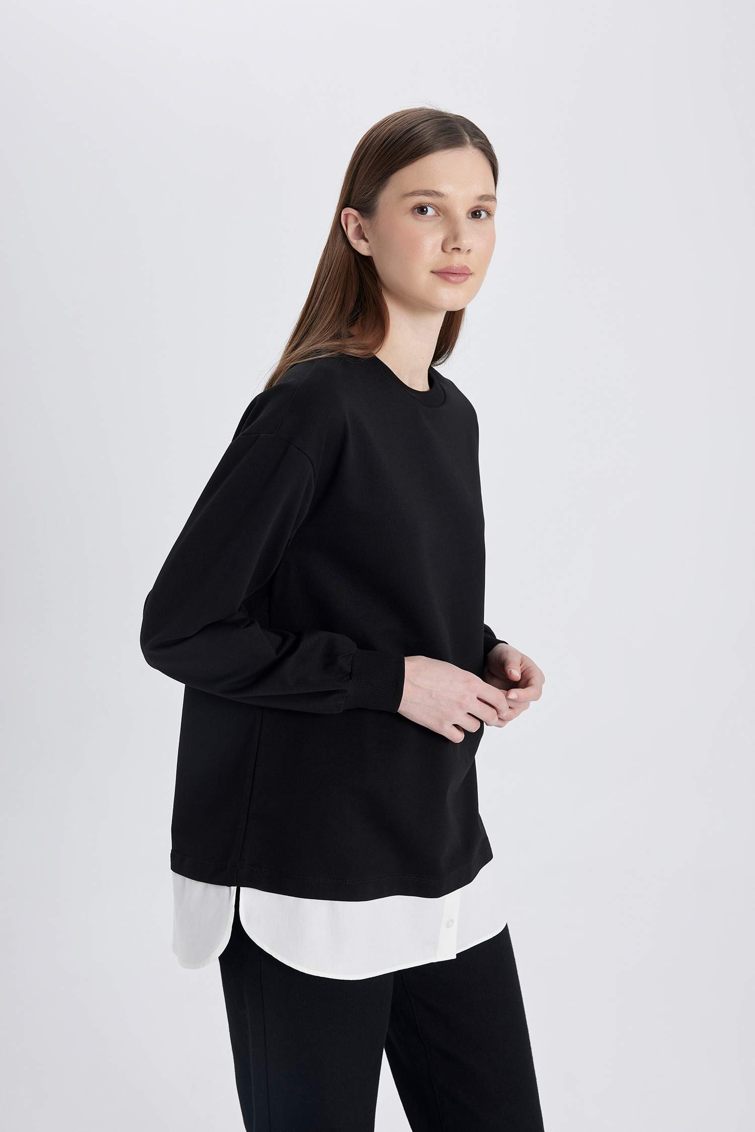 Regular Fit Crew Neck Hem Detailed Sweatshirt Tunic