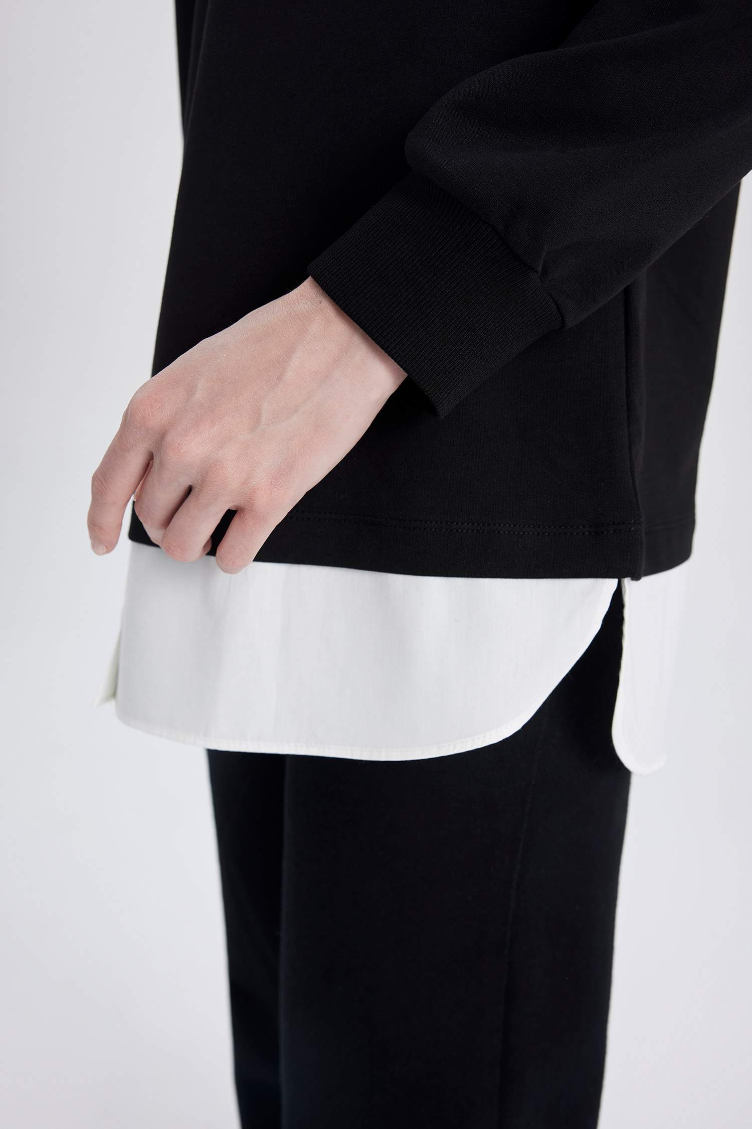 تونيك كم طويل قماش رقيق قصة عادية