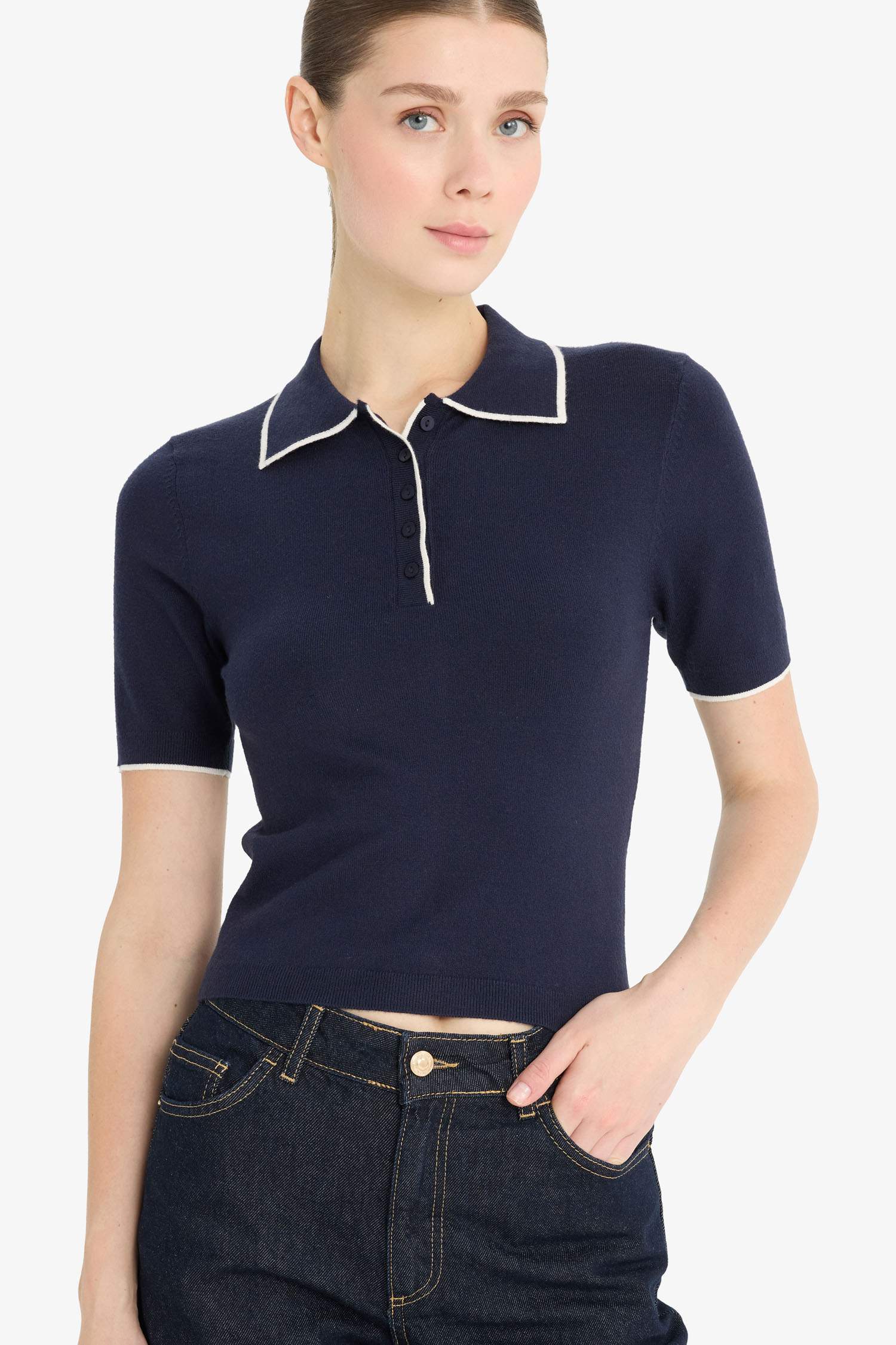 Приталенный свитер Fitted с воротником-поло