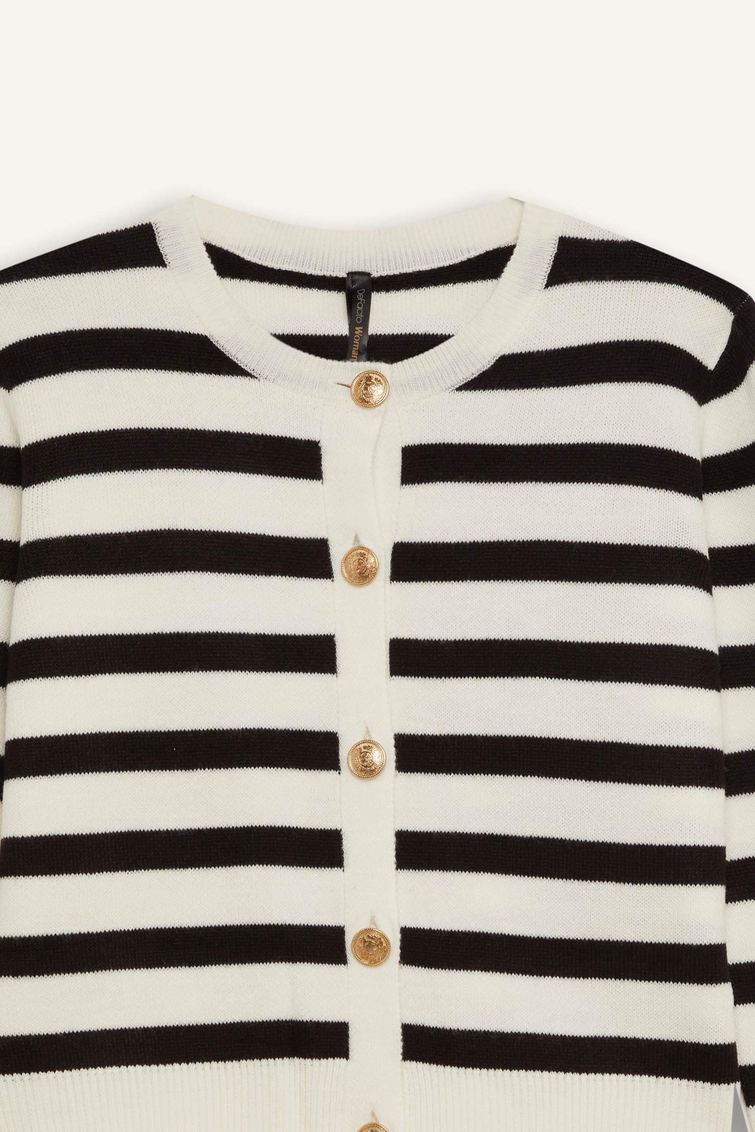 Regular Fit Çizgili Bisiklet Yaka Triko Hırka