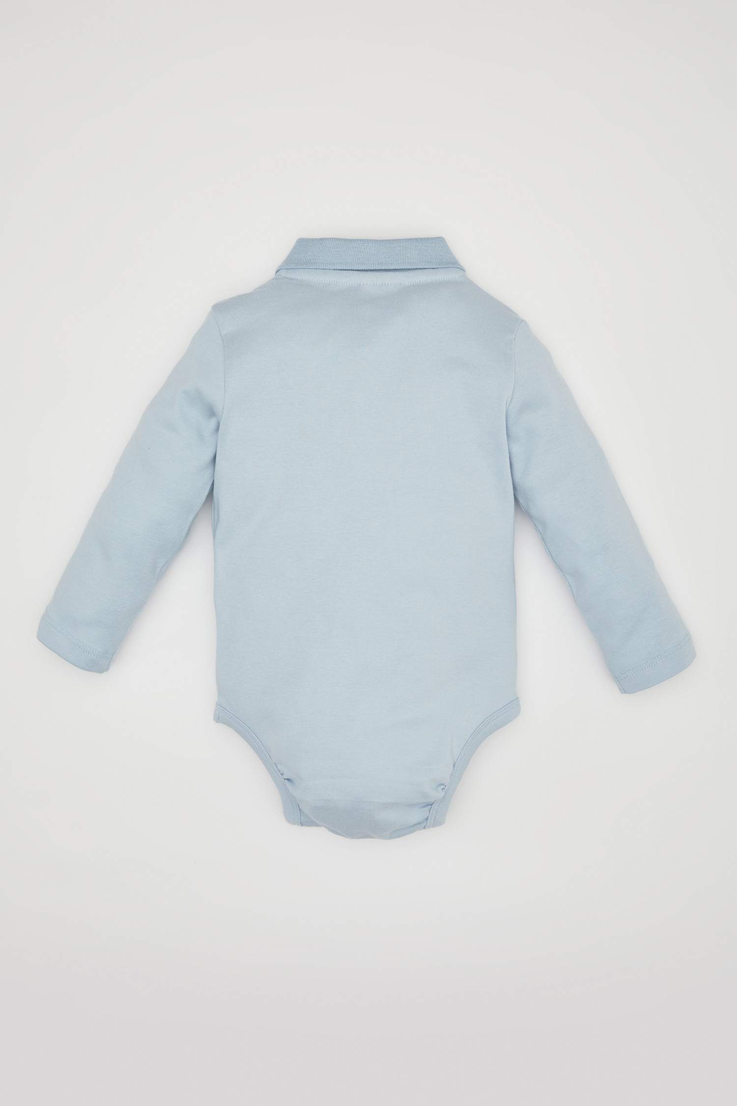 سالوبيت اولادي حديثي الولادة بياقة بولو