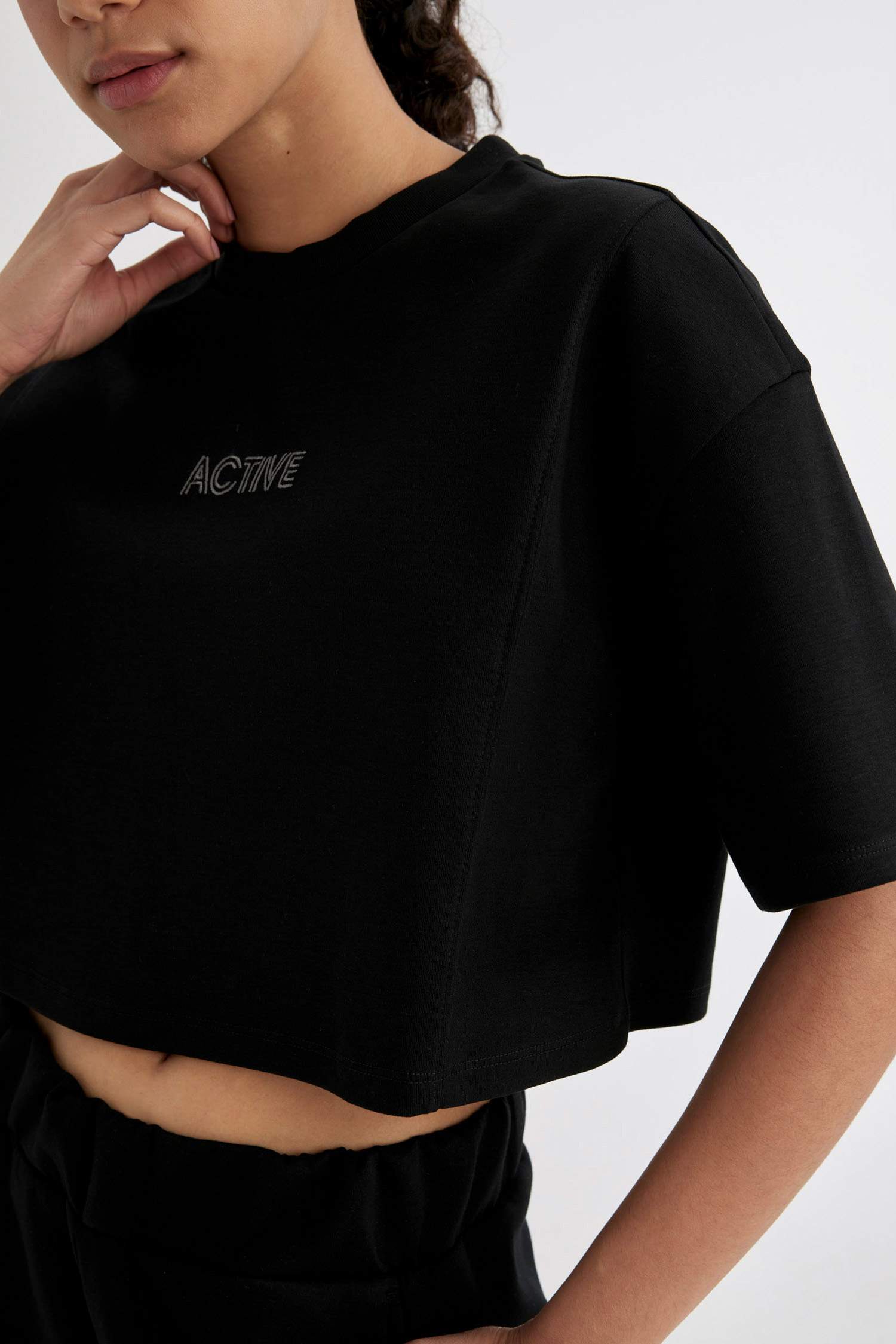 Crew Neck Printed Crop Top