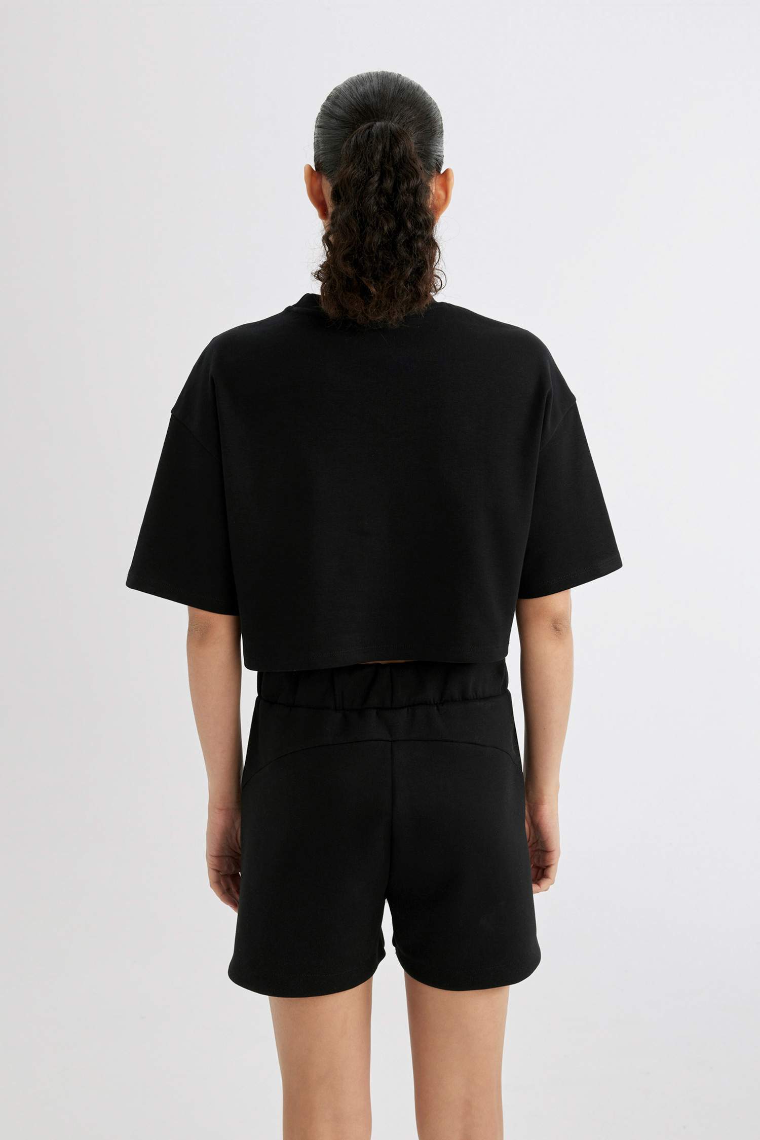 Crew Neck Printed Crop Top