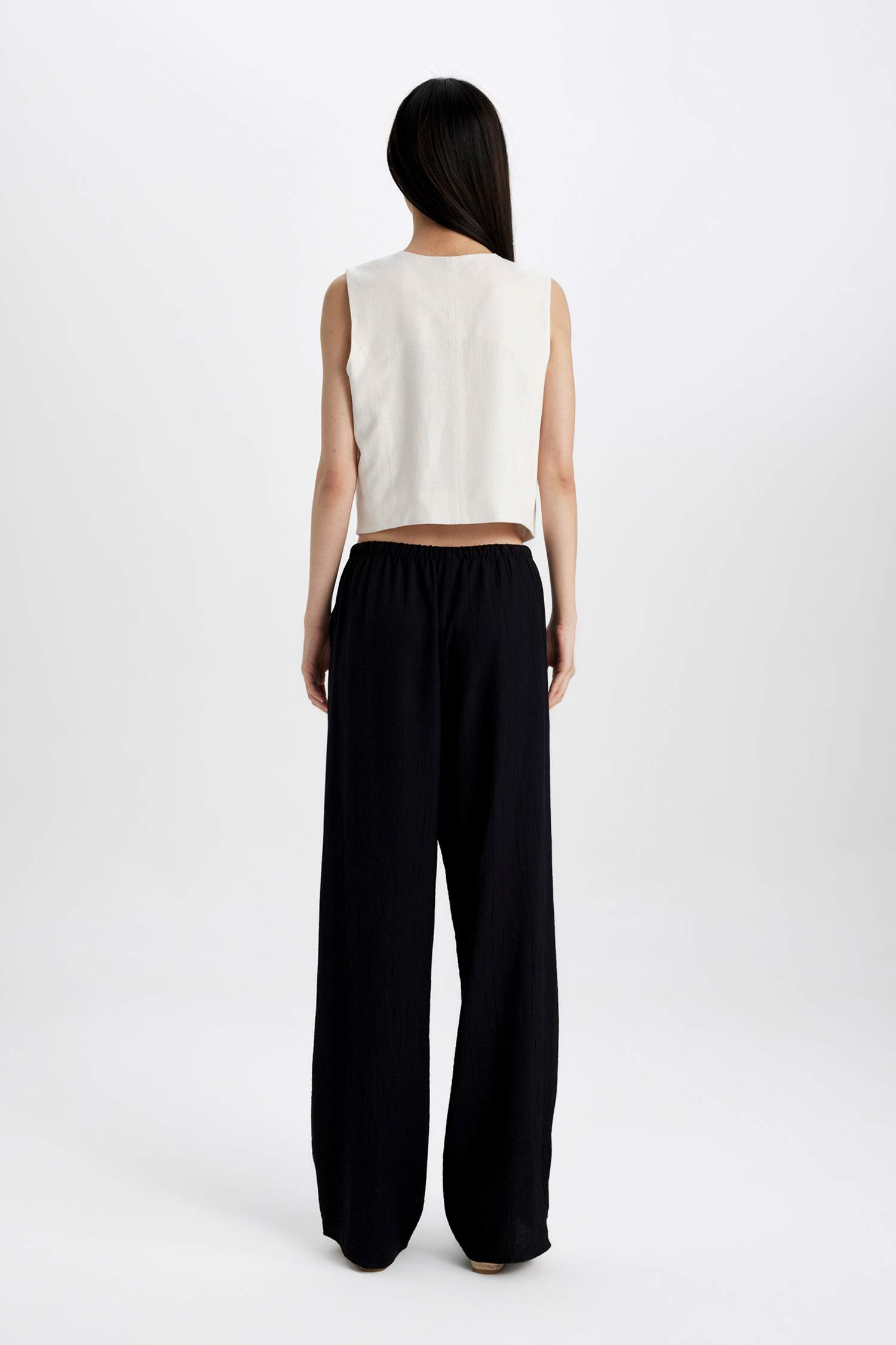 Straight Fit Wide Leg With Pockets Crinkle Fabric Trousers