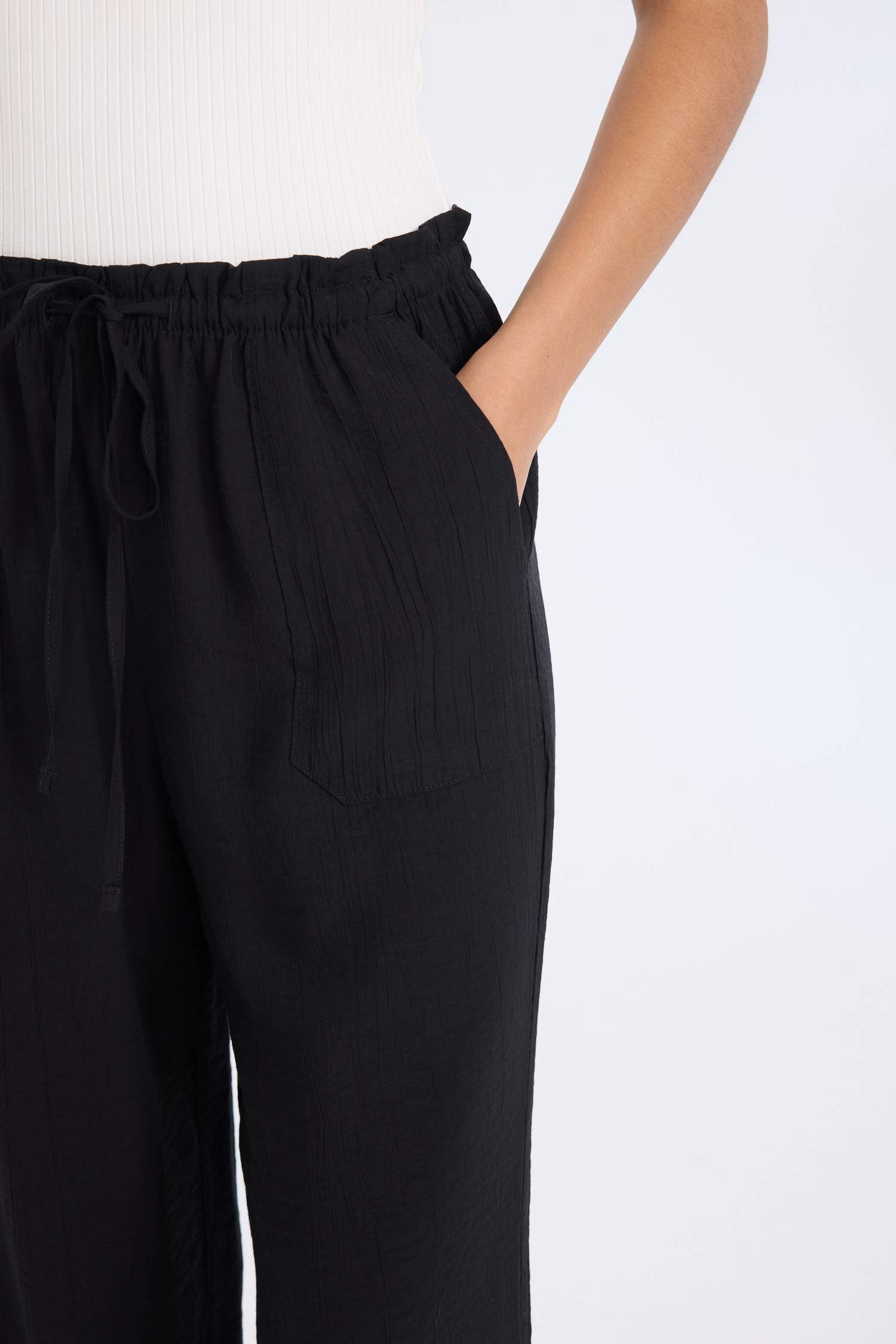 سروال قصة مستقيمة وايد ليج بجيب