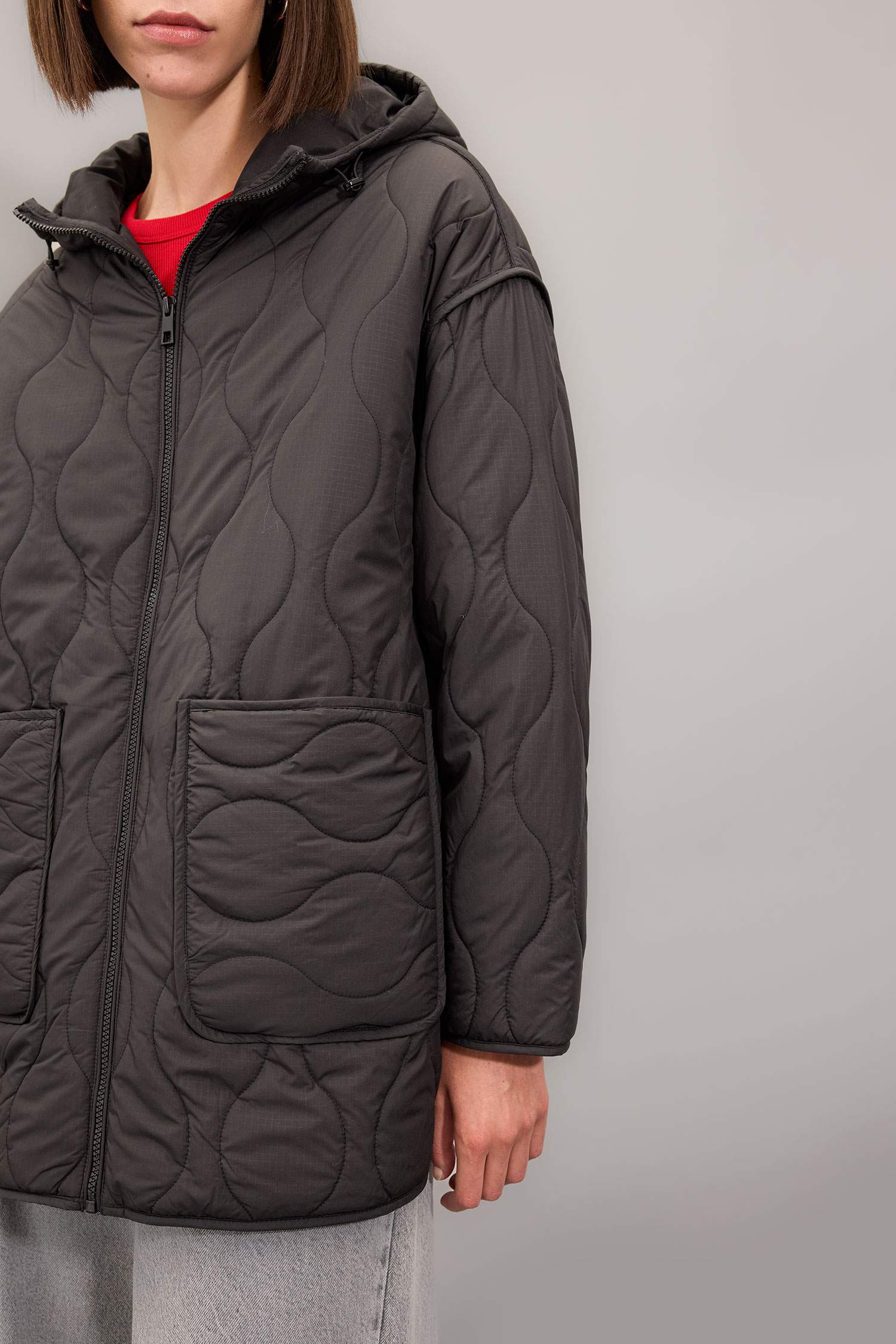 Regular Fit Mont Kapüşonlu Kapitoneli Fermuarlı Cepli Mevsimlik