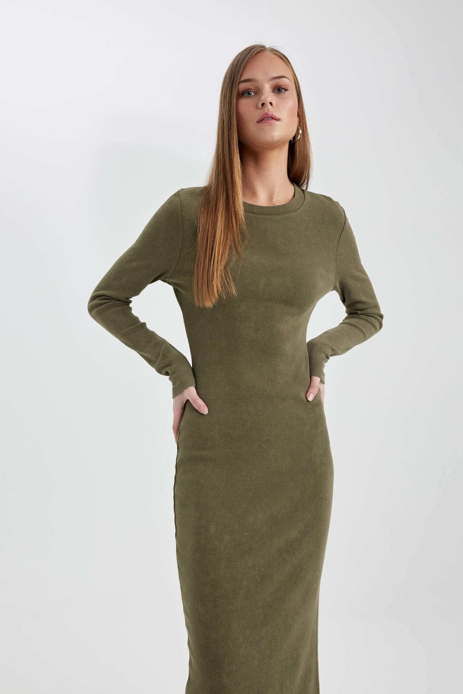 Bodycon Crew Neck Camisole Maxi Dress