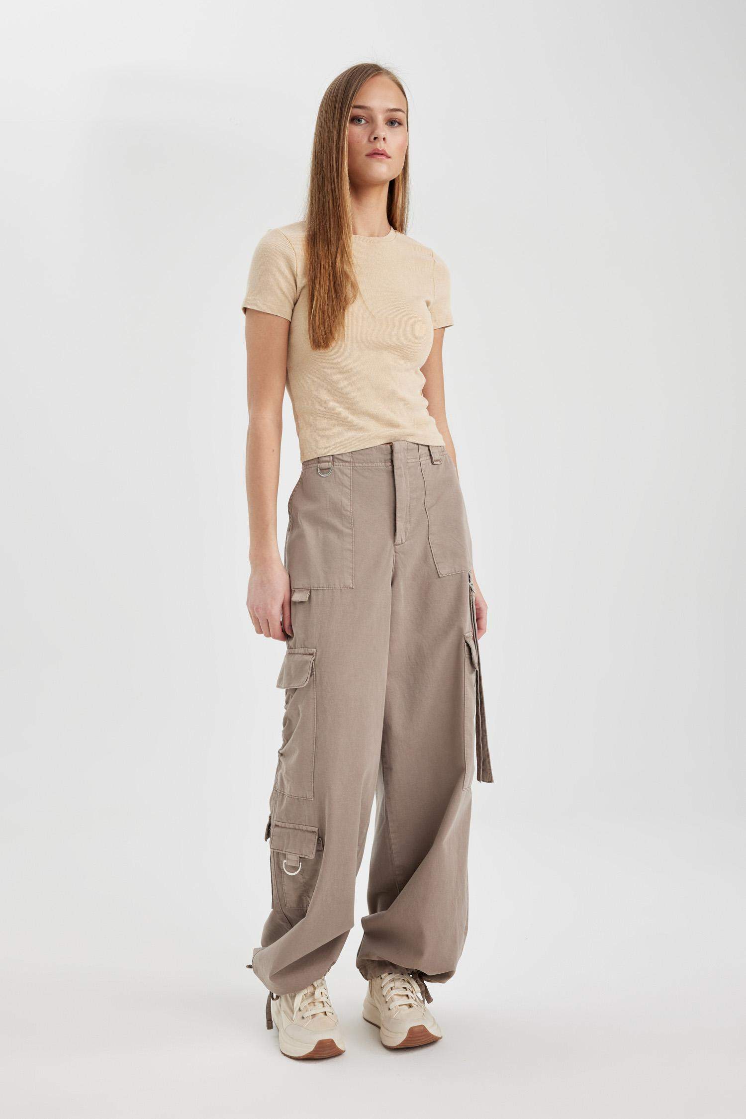 Pantalon Cargo en Gabardine à Taille Haute avec Poches Cargo