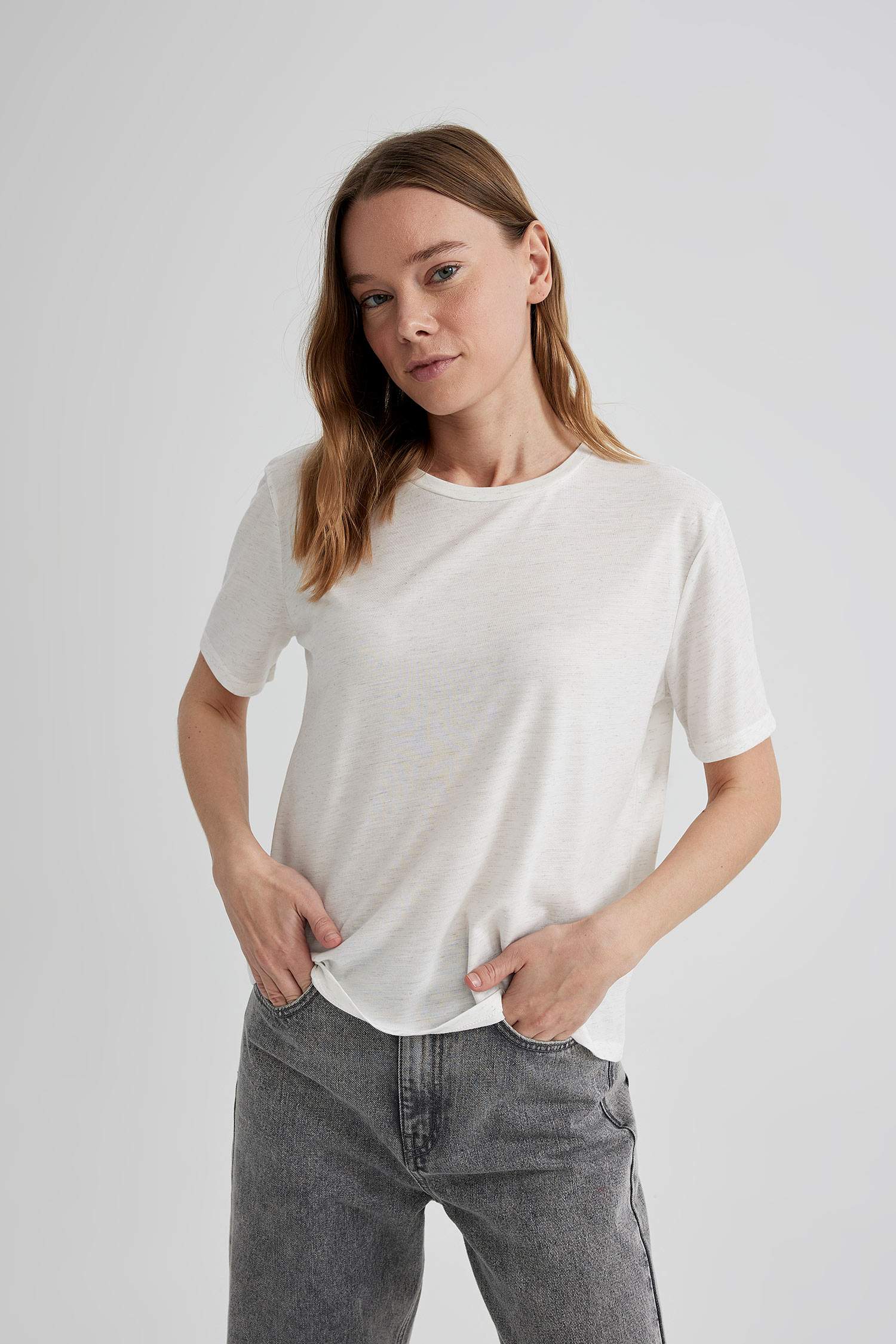 T-Shirt Coupe Relax Col Rond à Manches Courtes