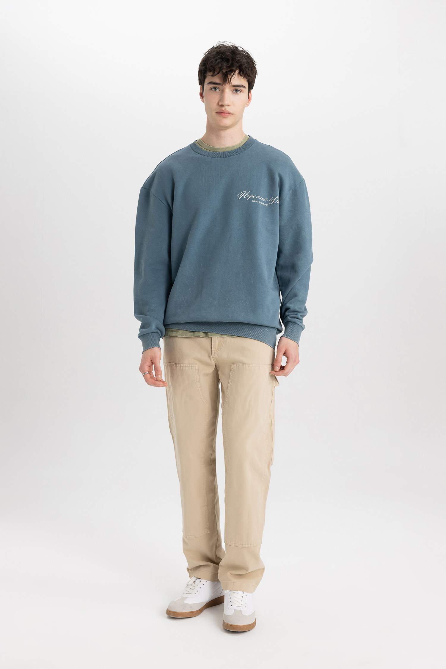 Comfort Regular Fit Rahat Kalıp Bisiklet Yaka Sırt Baskılı Sweatshirt