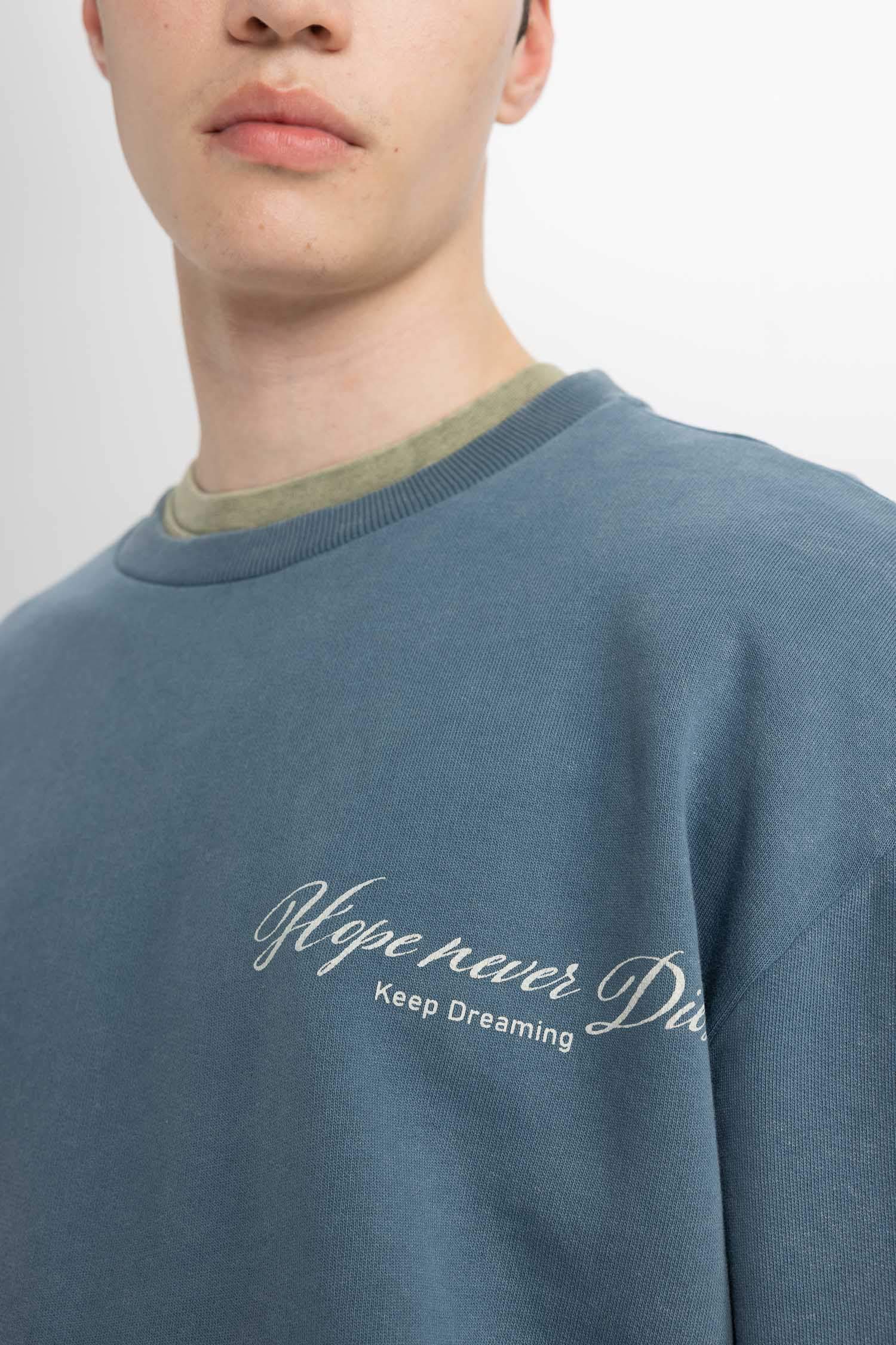 Comfort Regular Fit Rahat Kalıp Bisiklet Yaka Sırt Baskılı Sweatshirt